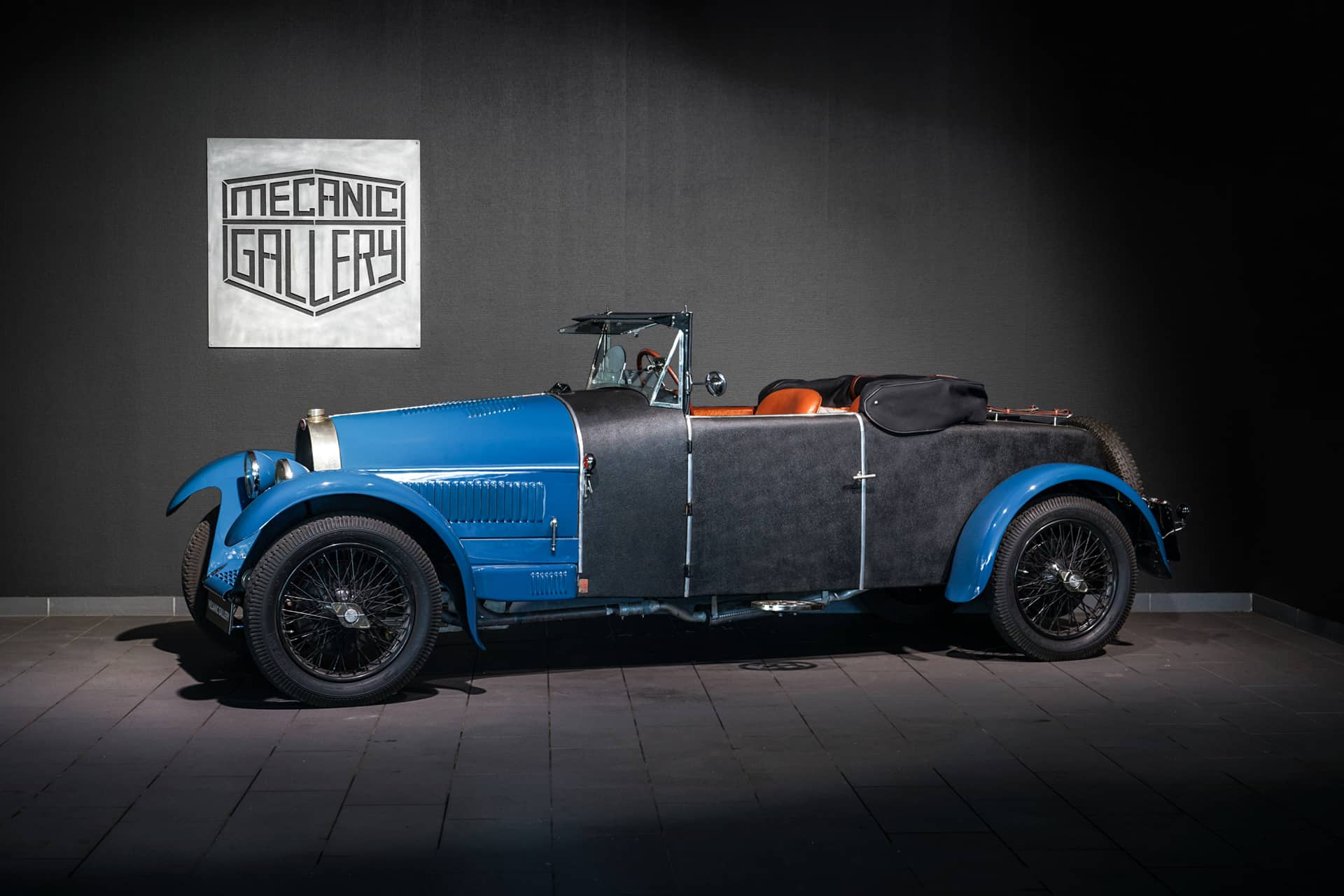 Bugatti Type 38 Cabriolet - Photo 1