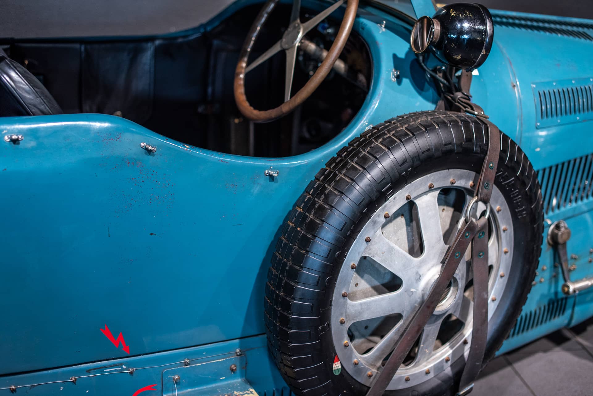 Bugatti Type 43 « Tourist Trophy » - Photo 10