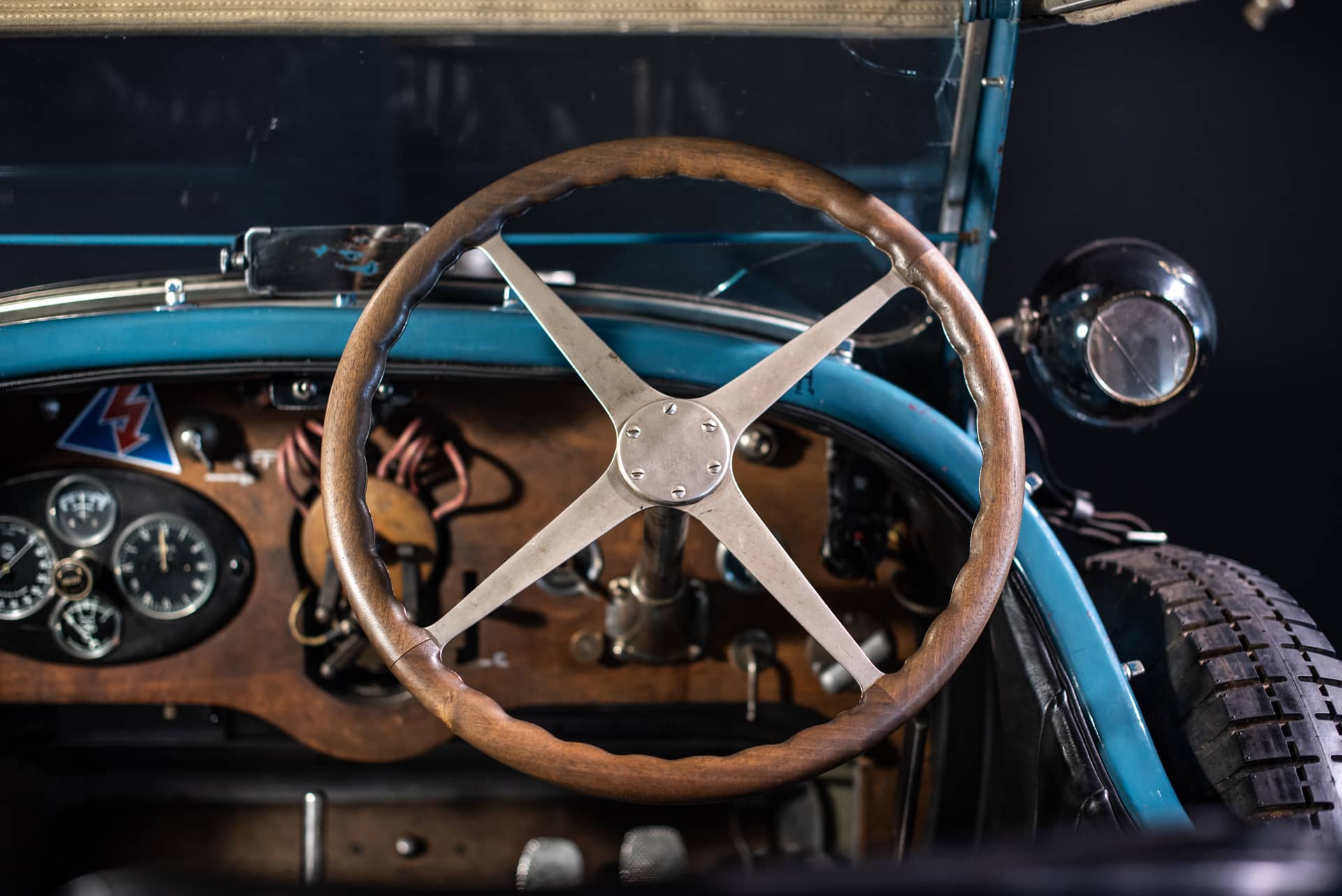 Bugatti Type 43 « Tourist Trophy » - Photo 22