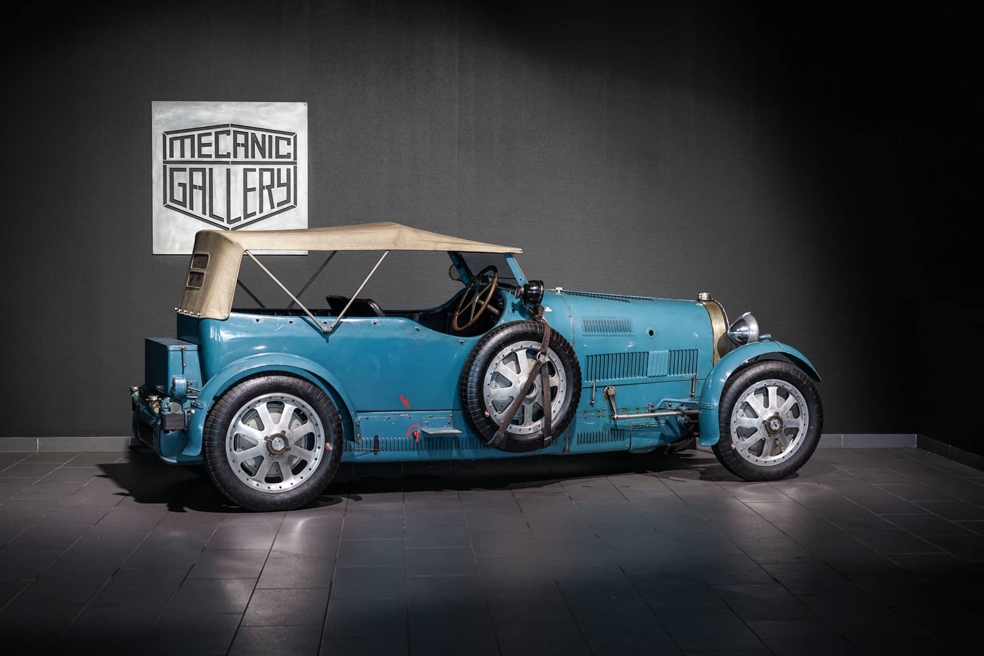 Bugatti Type 43 « Tourist Trophy » - Photo 4