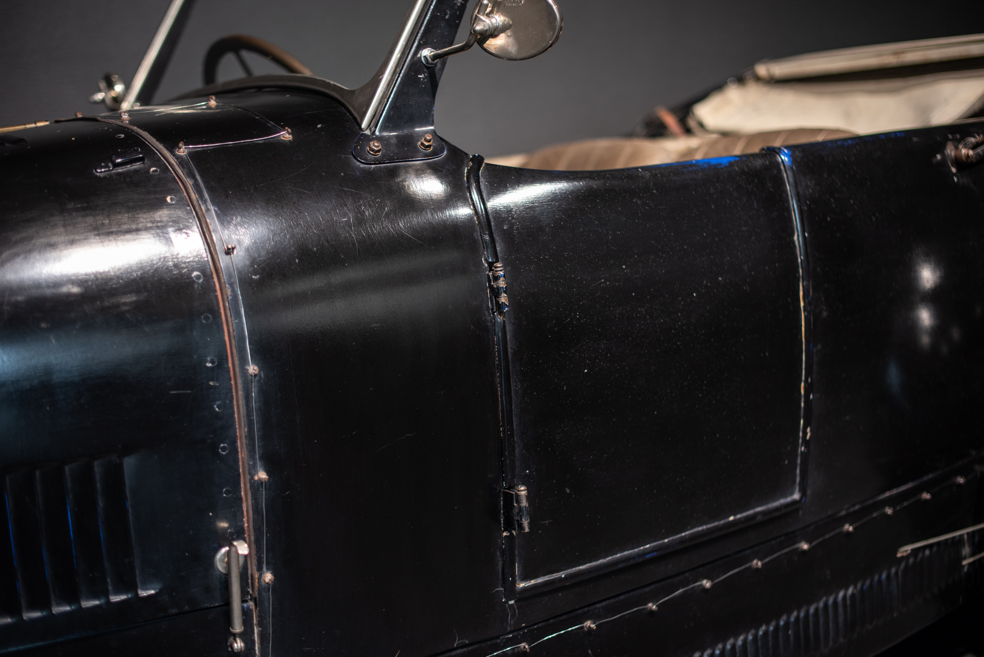 Bugatti Type 43 (Pur Sang) - Photo 13