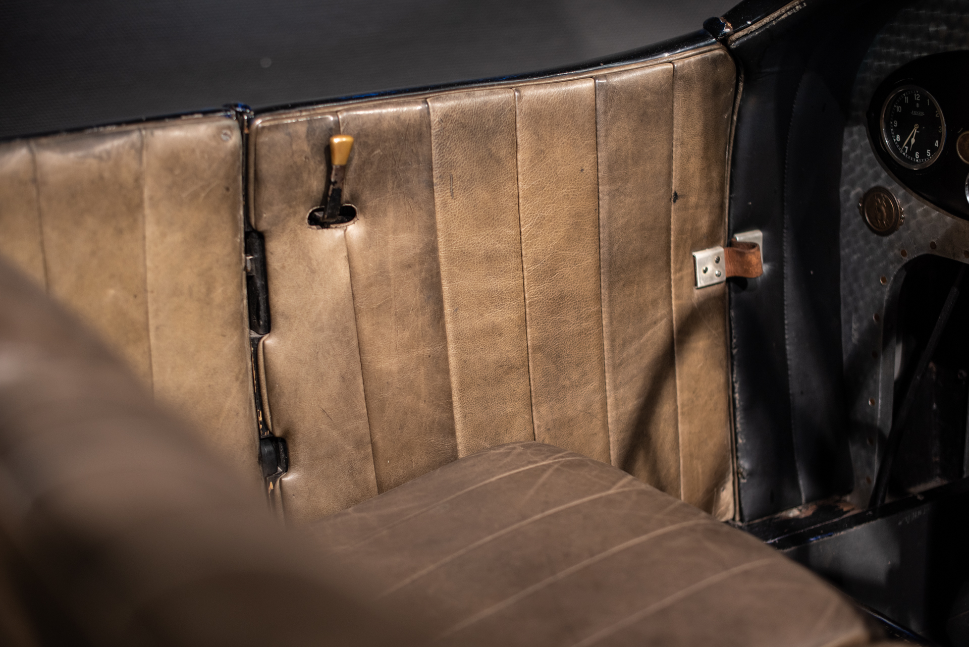 Bugatti Type 43 (Pur Sang) - Photo 20