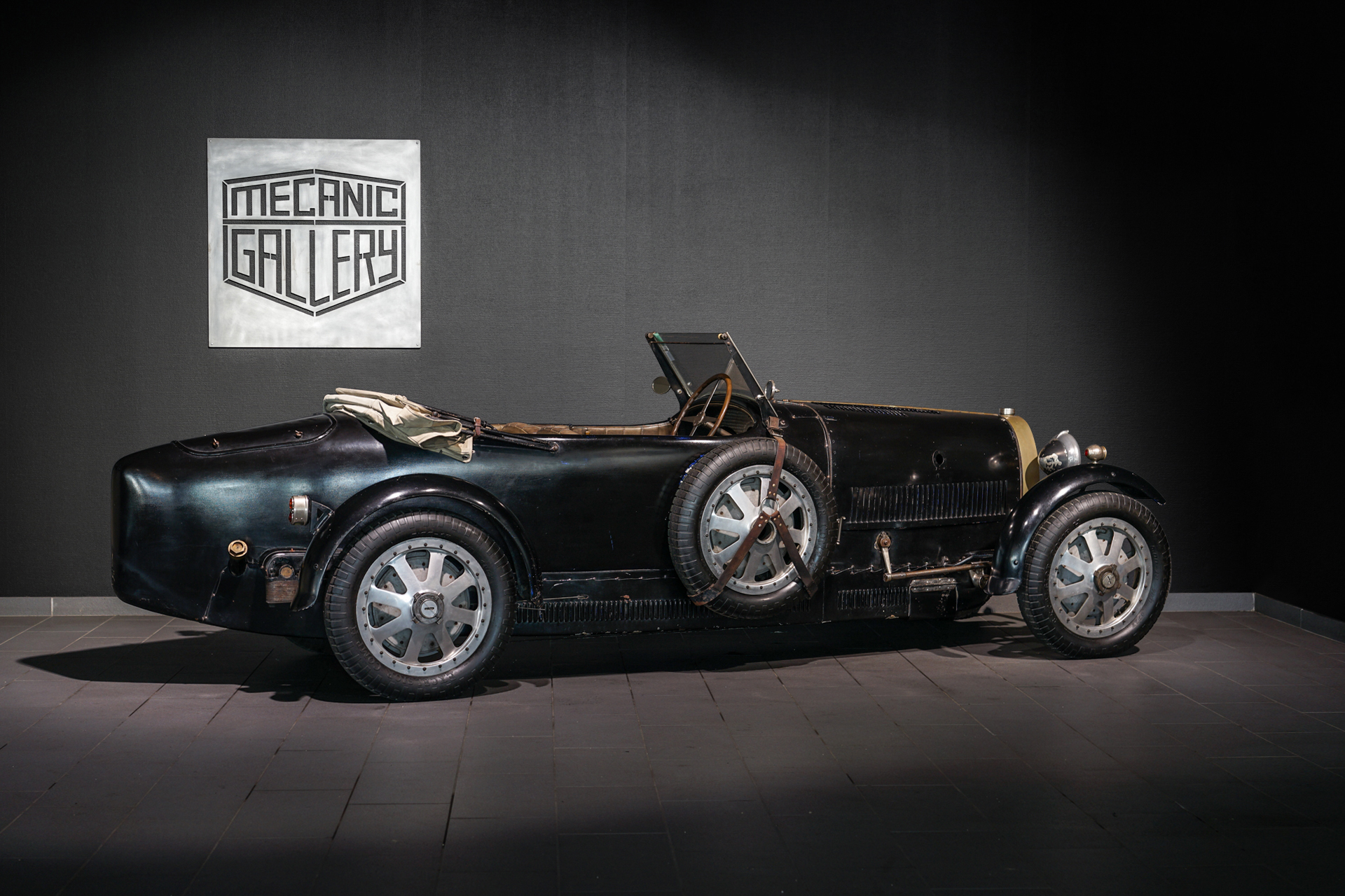 Bugatti Type 43 (Pur Sang) - Photo 4