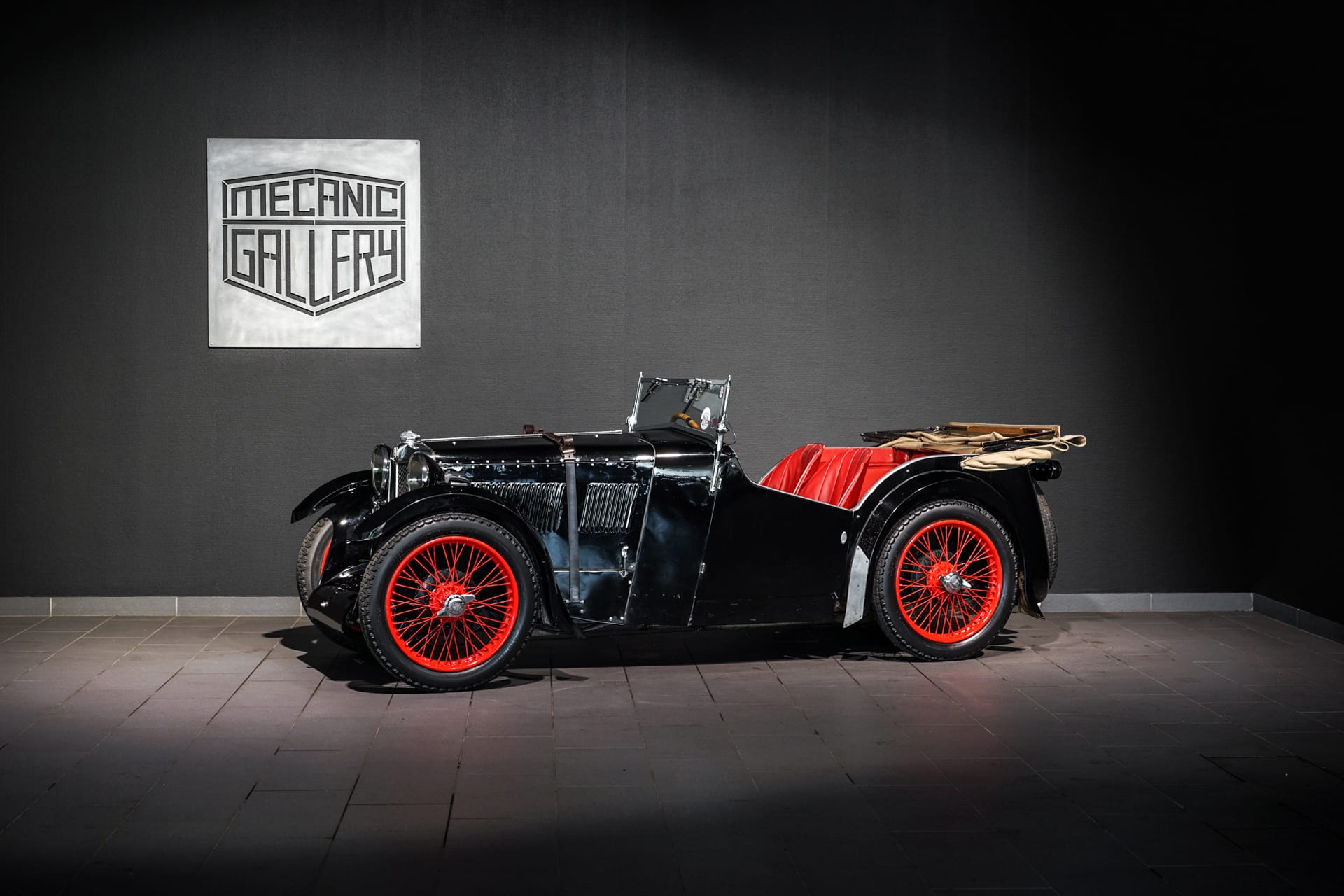 MG J1 Midget - Photo 1