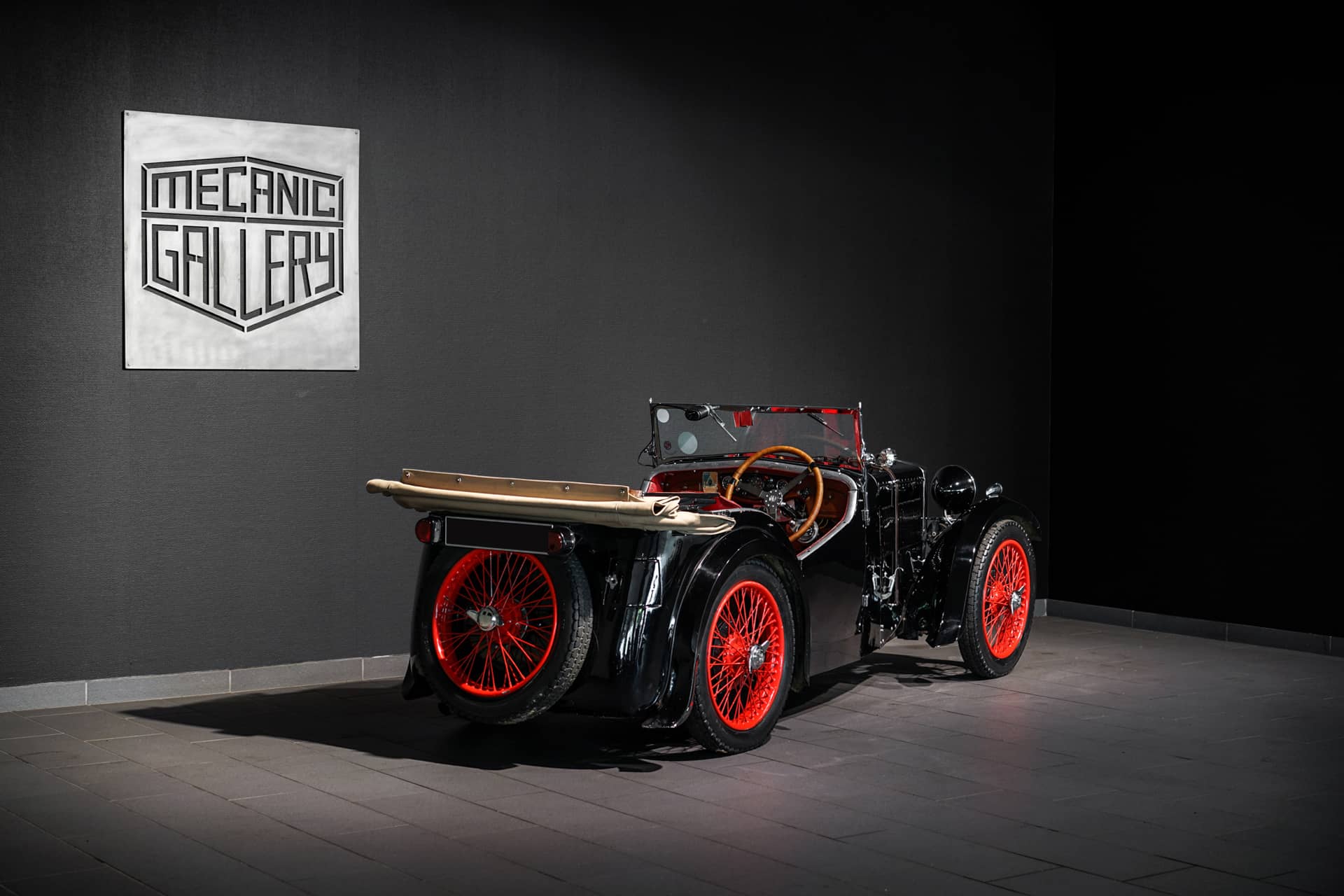 MG J1 Midget - Photo 3