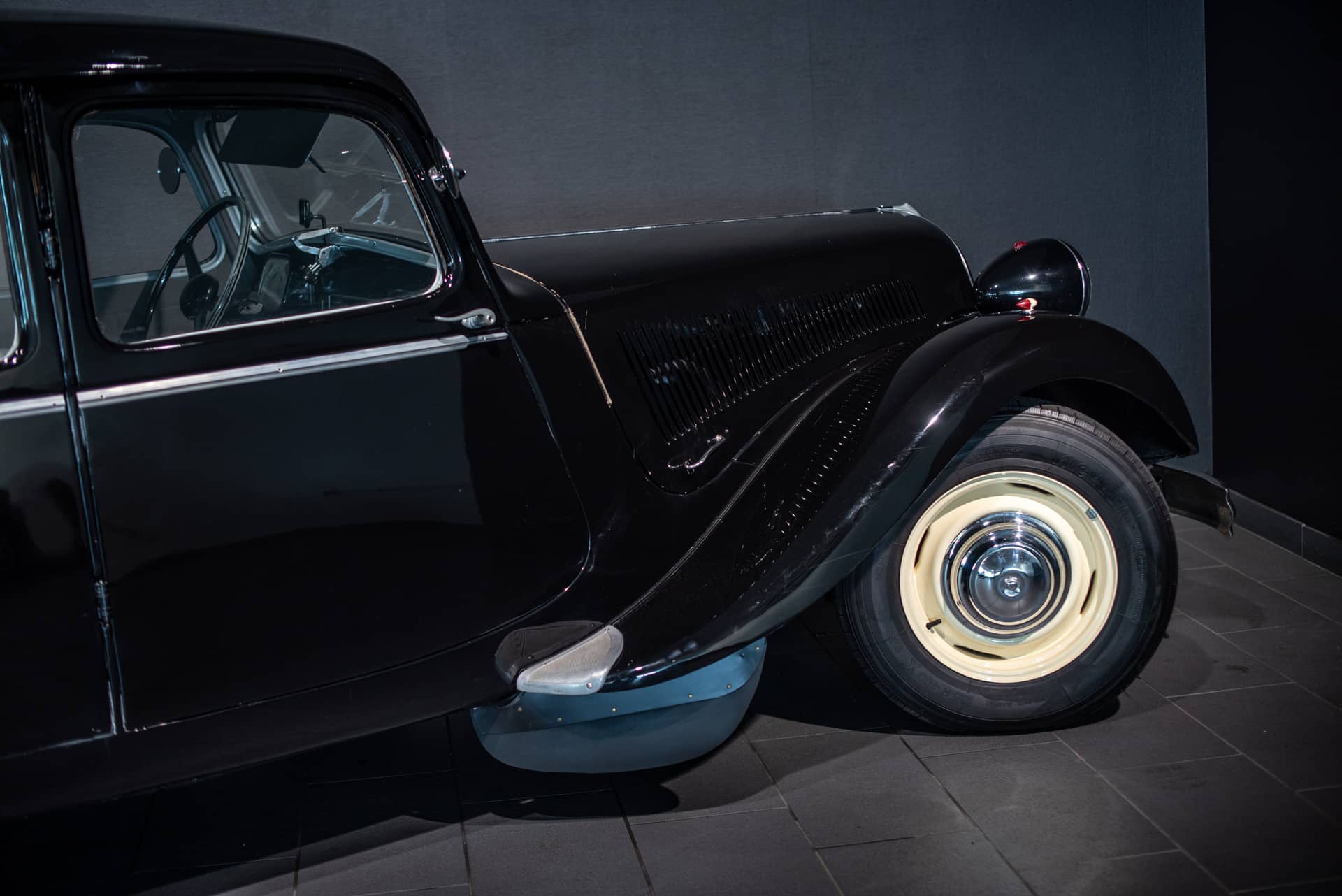 Citroën Traction 15/6 D - Photo 11