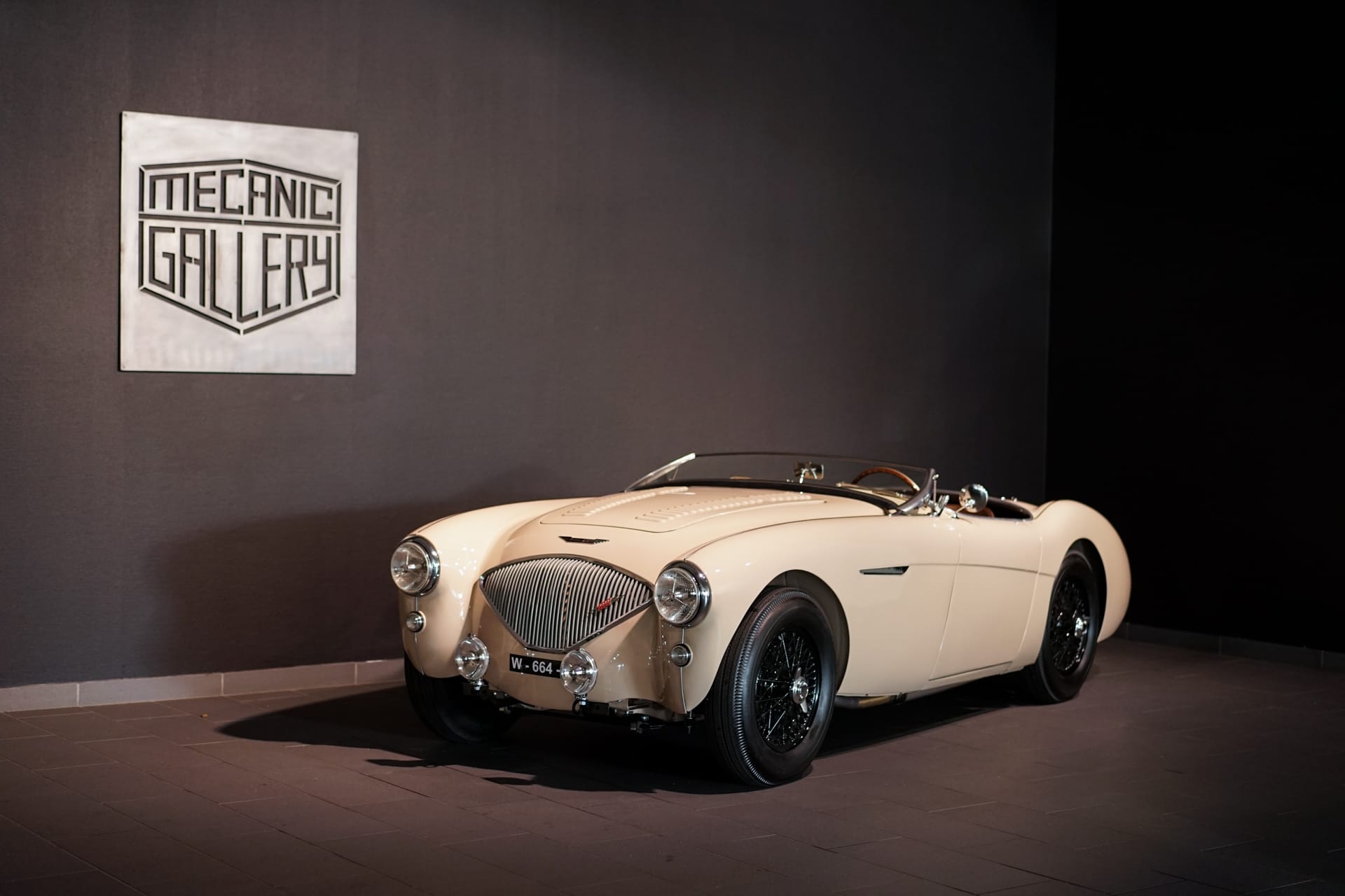 Austin-Healey 100/4 BN2 - Photo 39