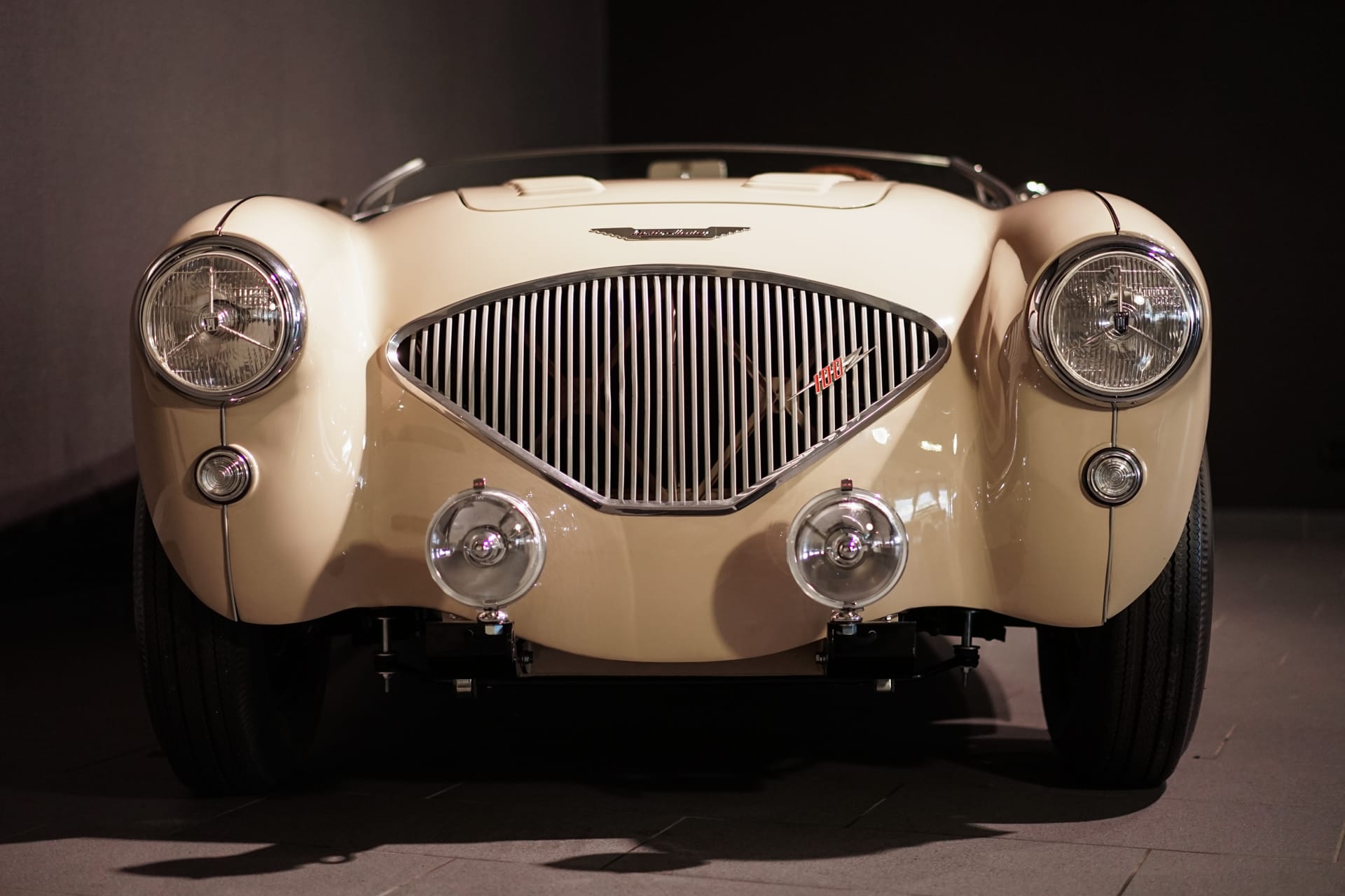 Austin-Healey 100/4 BN2 - Photo 5