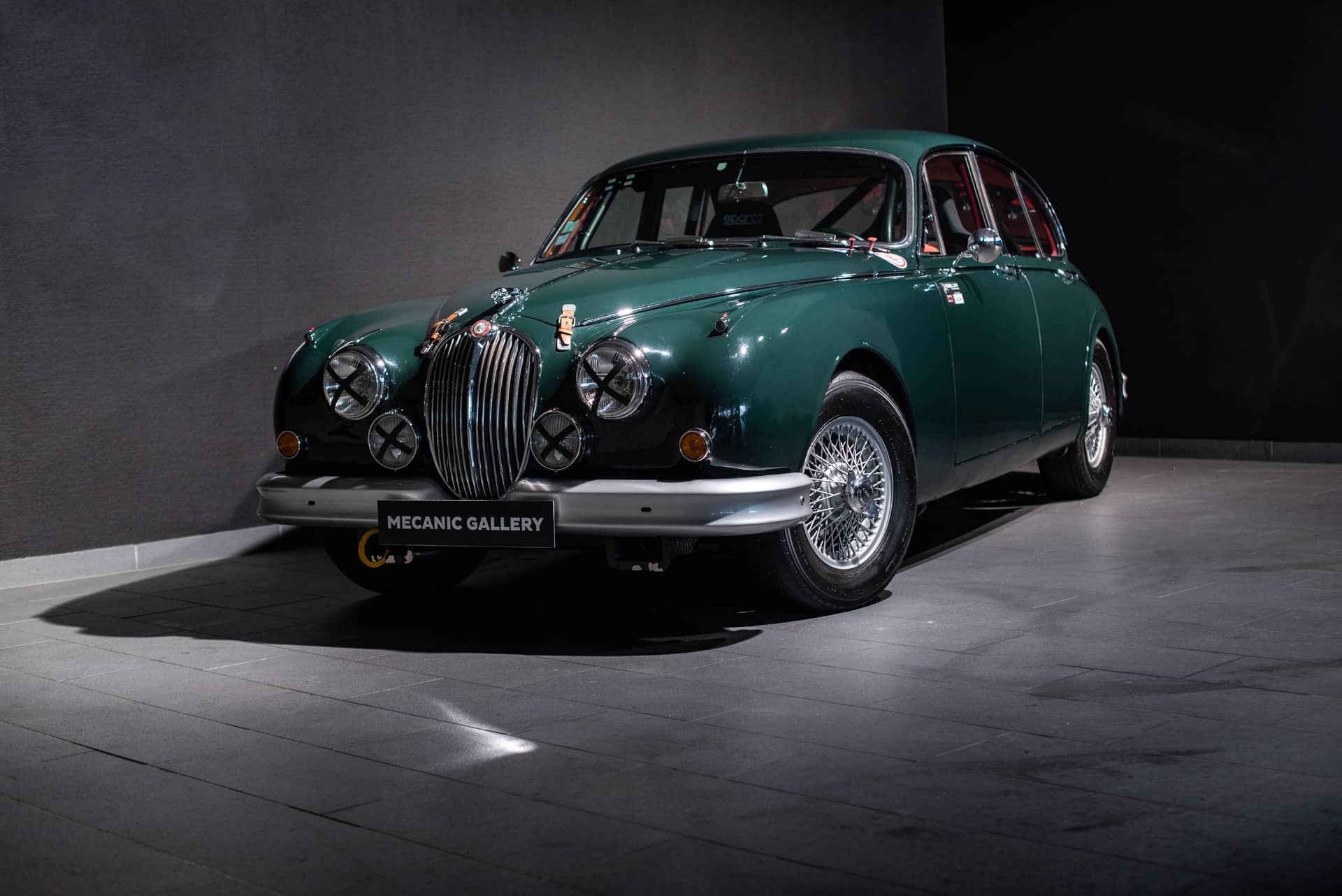 Jaguar Mk2 3.8 FIA - Photo 5