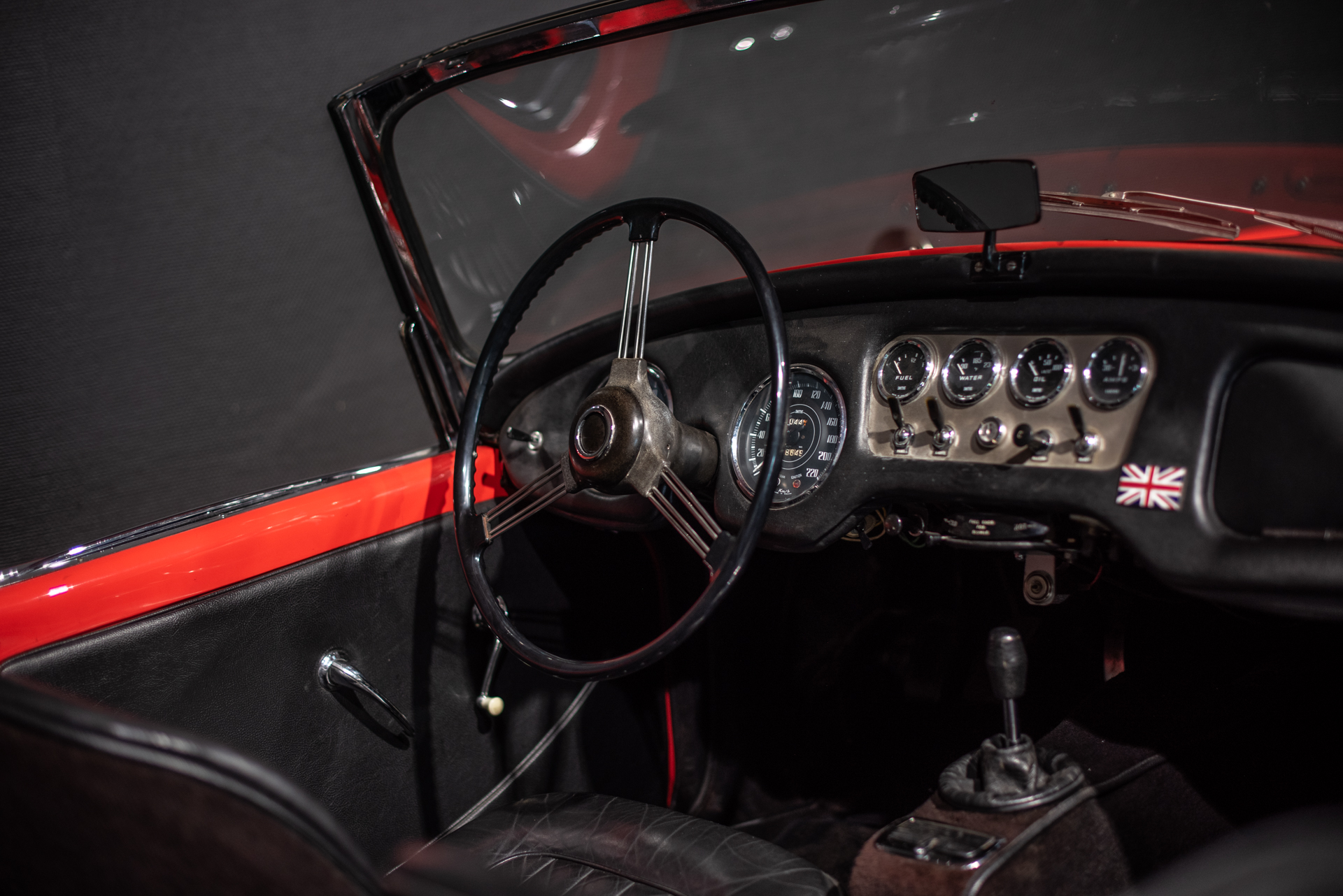 Daimler SP250 - Photo 20