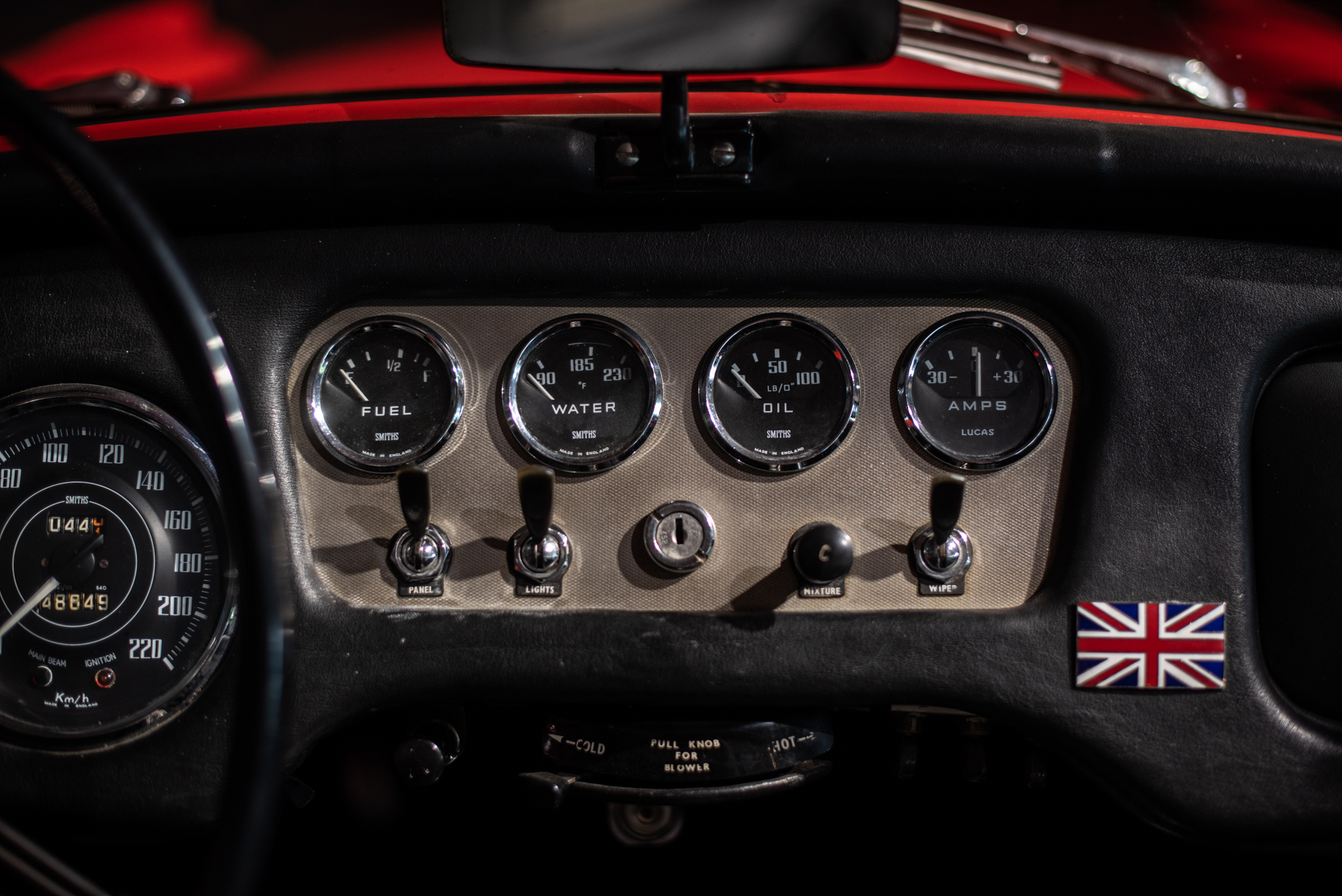 Daimler SP250 - Photo 22