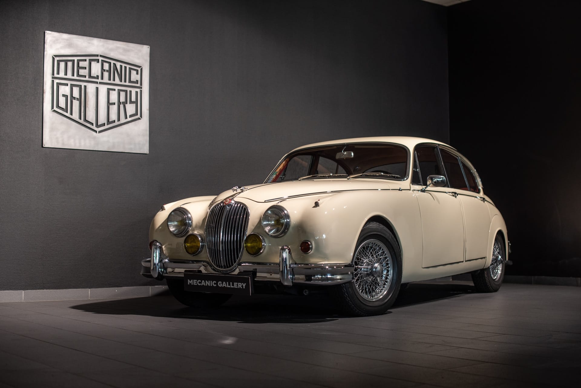 Jaguar Mk2 3.8 Saloon - Photo 5