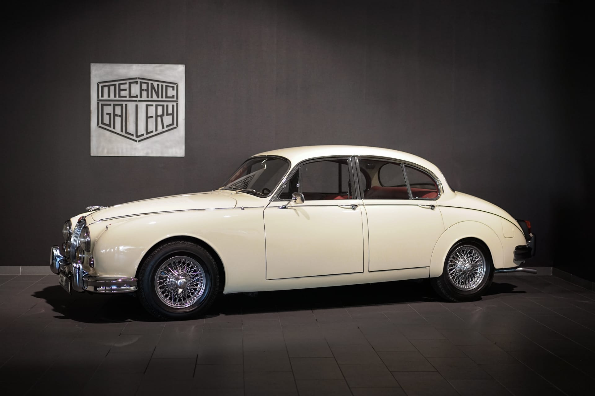 Jaguar Mk2 3.8 Saloon - Photo 1