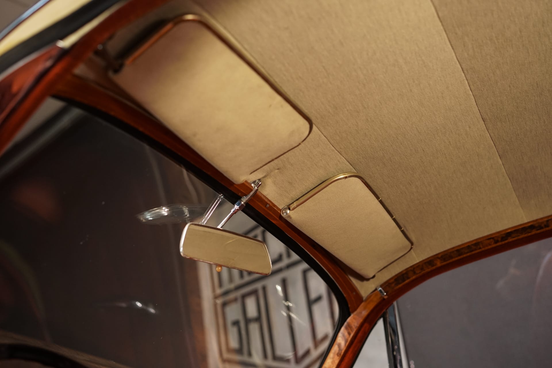 Jaguar Mk2 3.8 Saloon - Photo 29