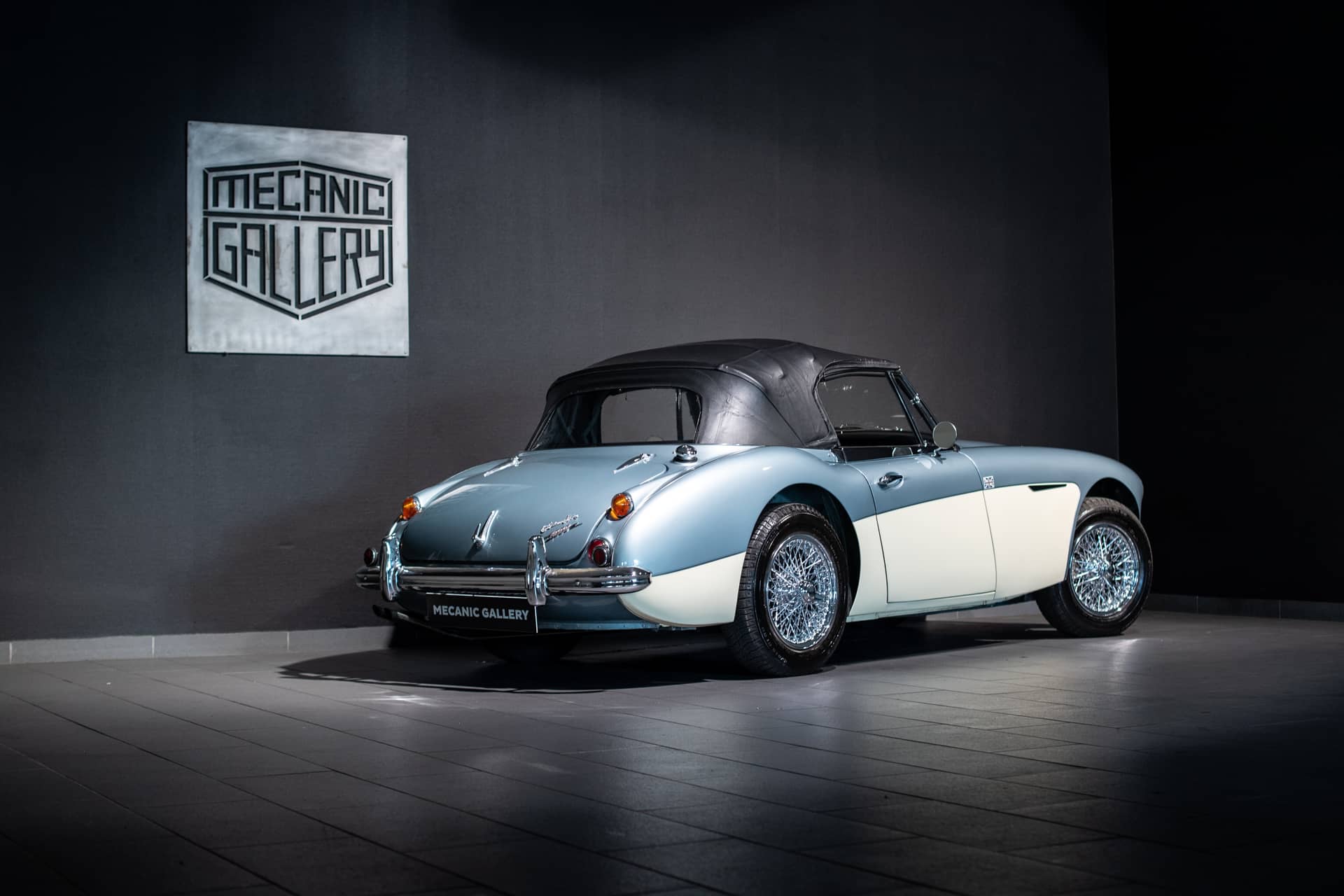 Austin-Healey 3000 Mk III BJ8 - Photo 30