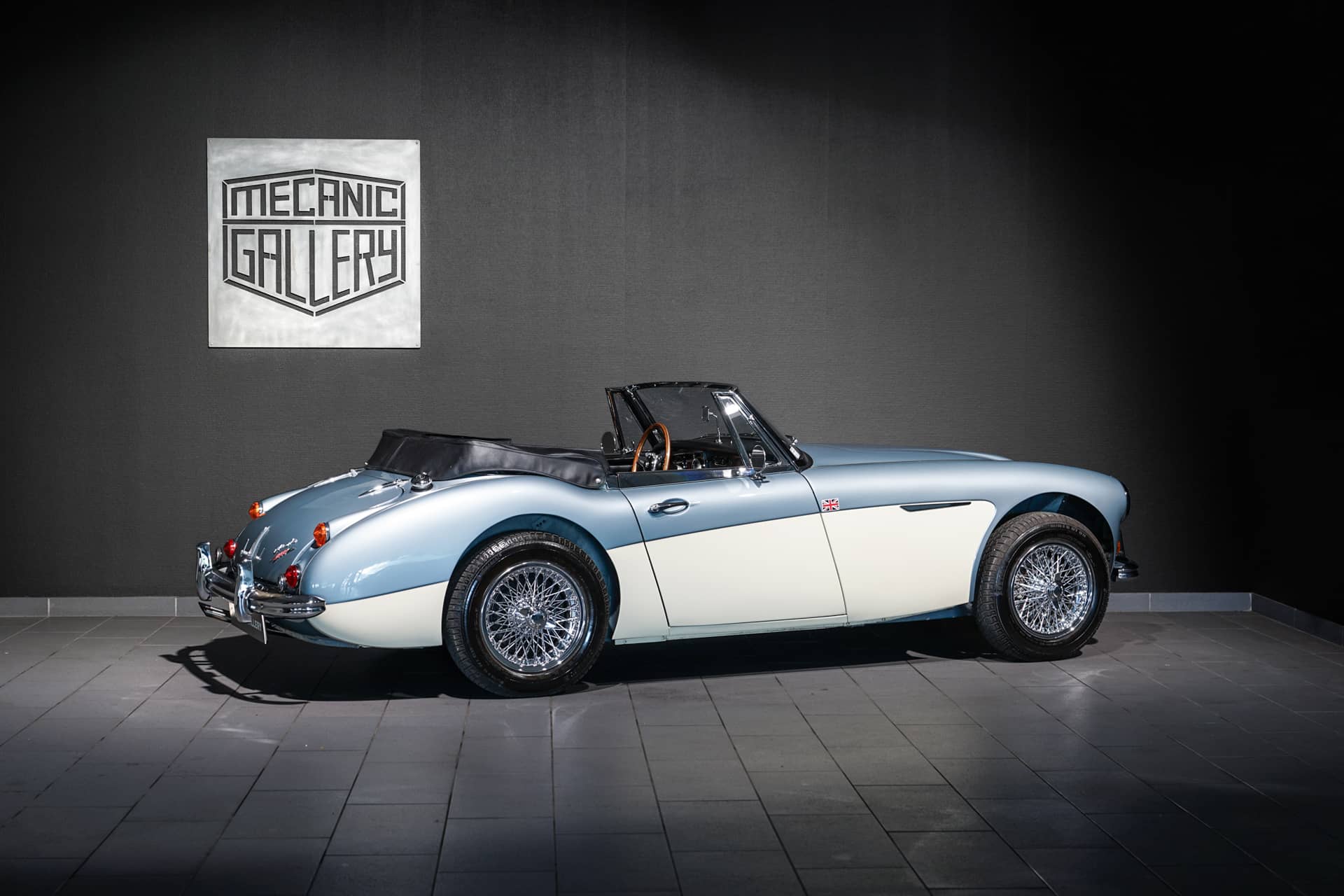 Austin-Healey 3000 Mk III BJ8 - Photo 4