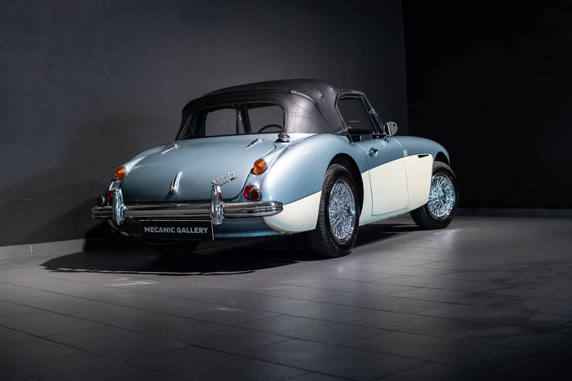 Austin-Healey 3000 Mk III BJ8 - Photo 6