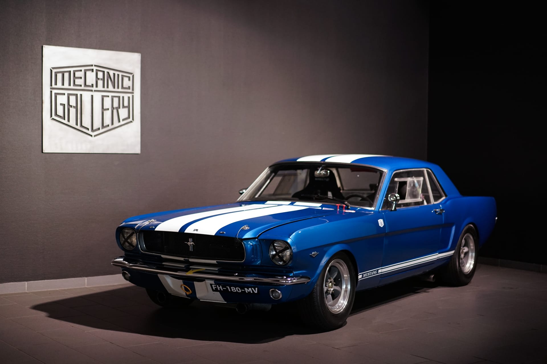 Ford Mustang 289 FIA - Photo 2