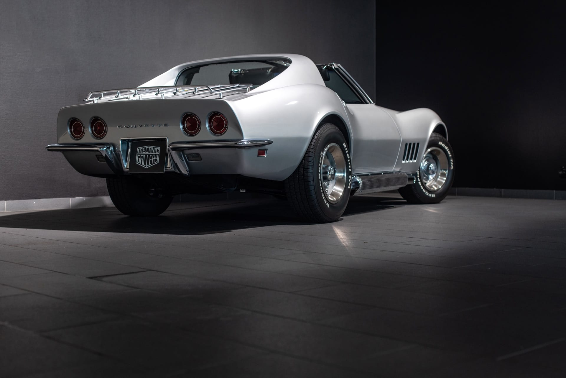 Chevrolet Corvette Coupé 427 (L71) - Photo 10