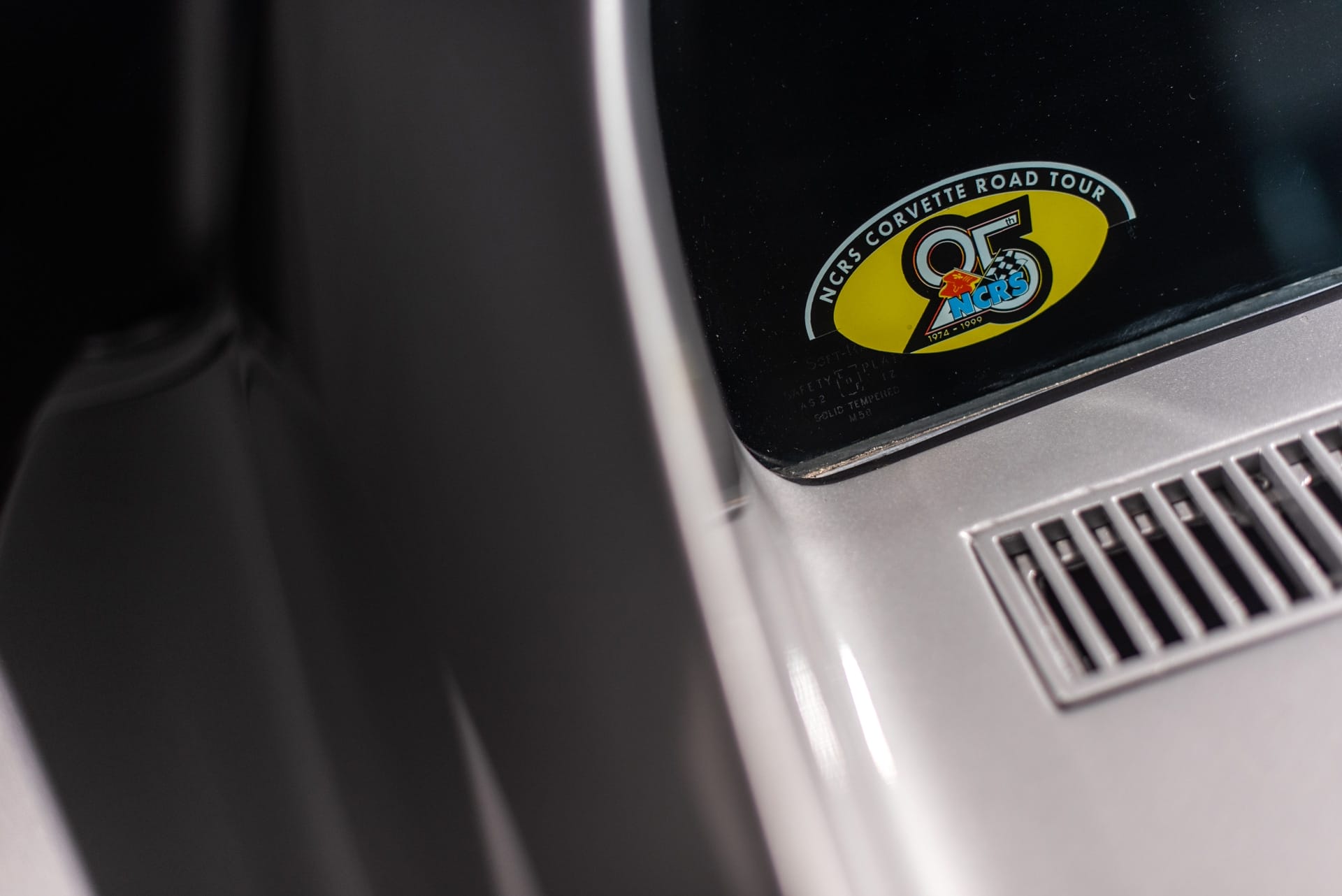 Chevrolet Corvette Coupé 427 (L71) - Photo 19