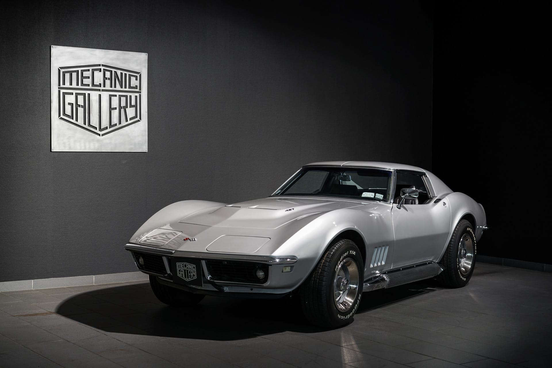 Chevrolet Corvette Coupé 427 (L71) - Photo 2