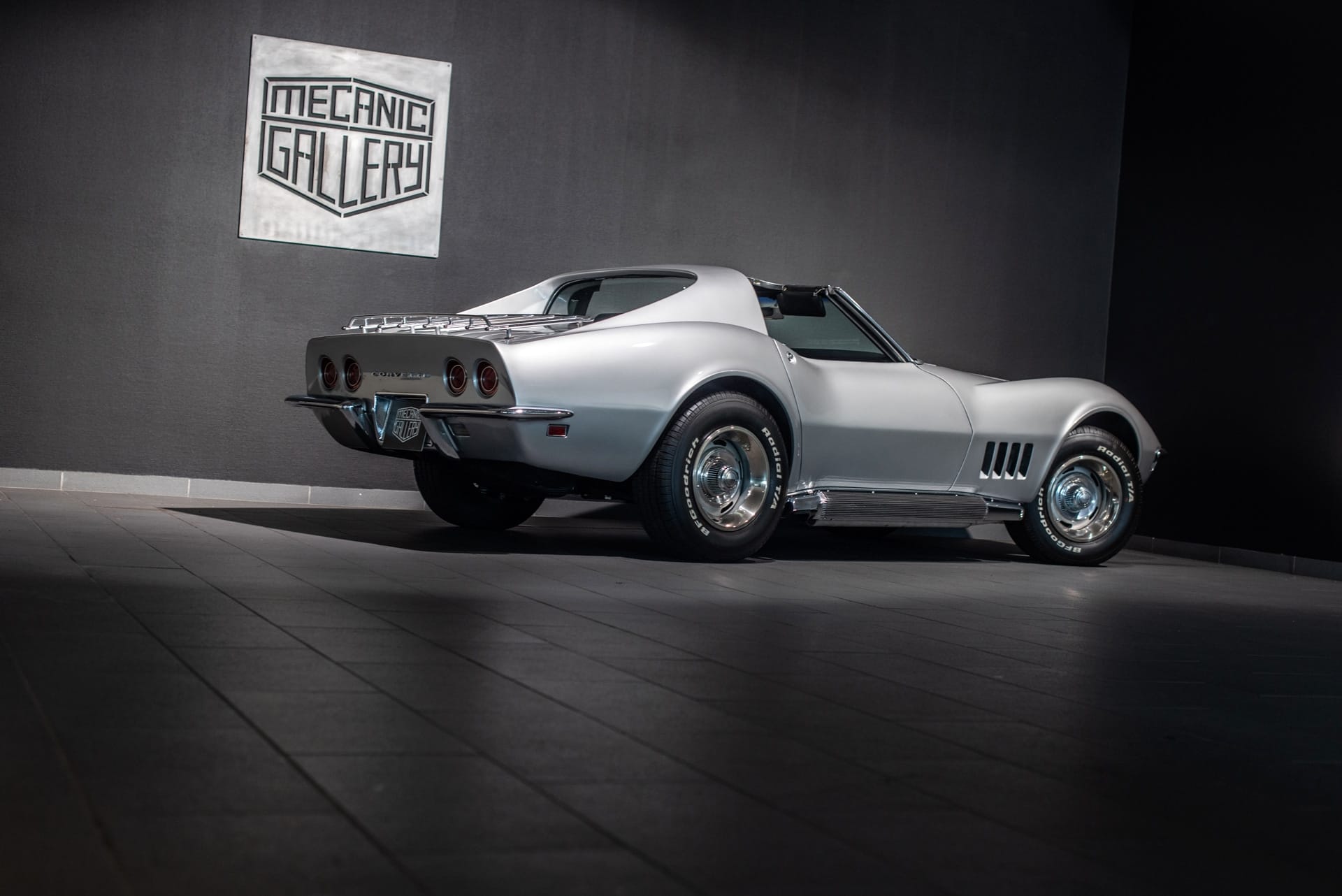 Chevrolet Corvette Coupé 427 (L71) - Photo 9