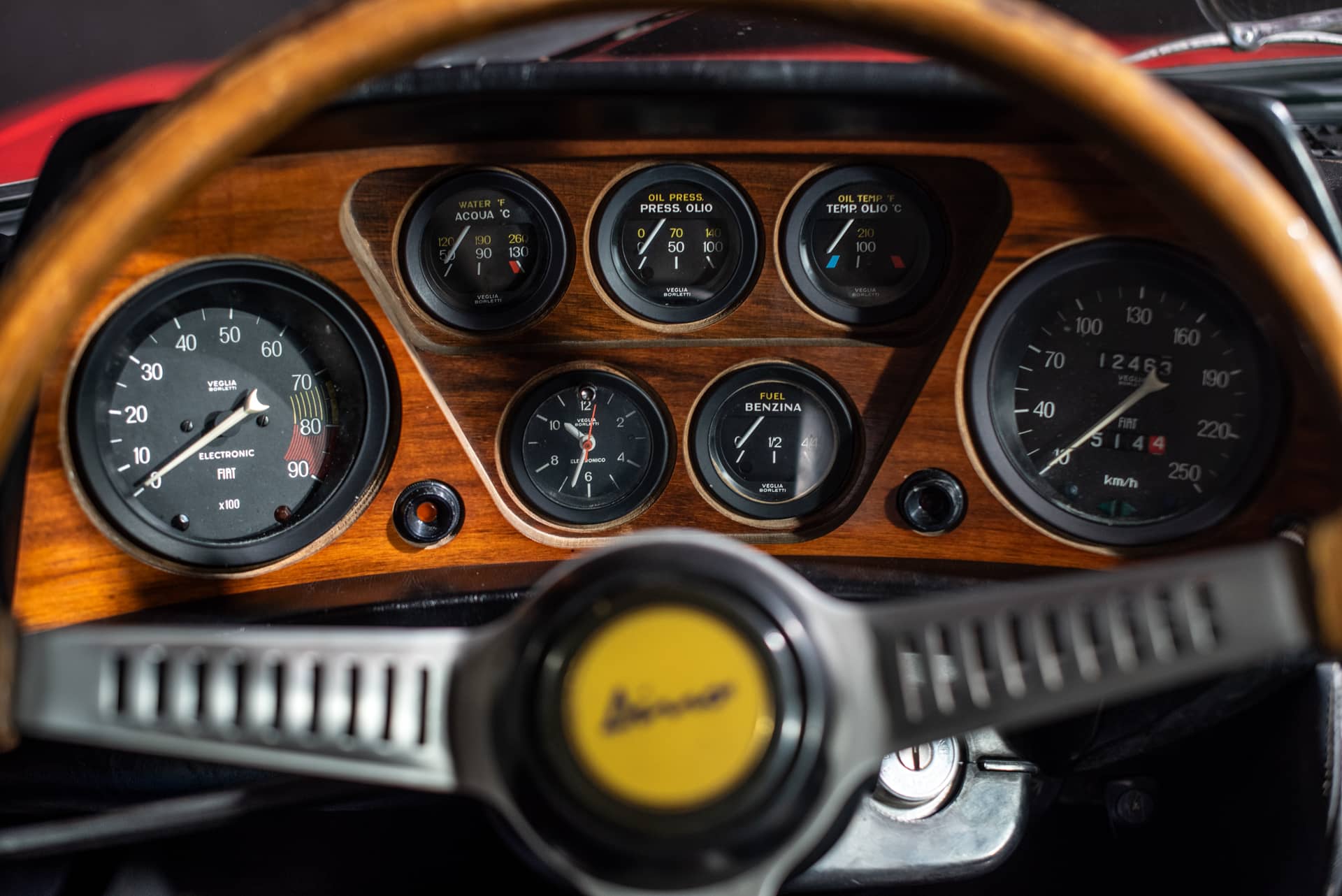 Fiat Dino 2400 Coupé - Photo 23