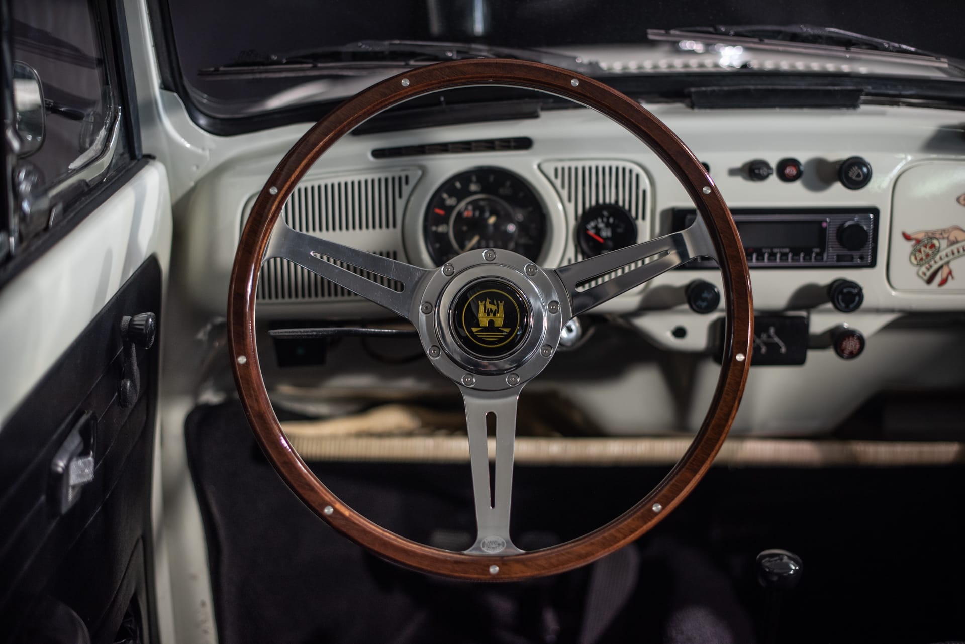 Volkswagen Coccinelle Cabriolet 1302 LS - Photo 23