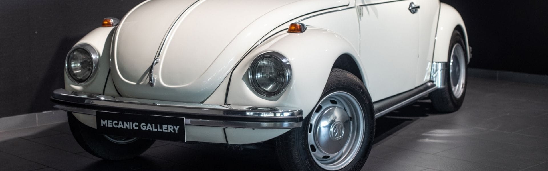 Volkswagen Coccinelle Cabriolet 1302 LS - Photo 36