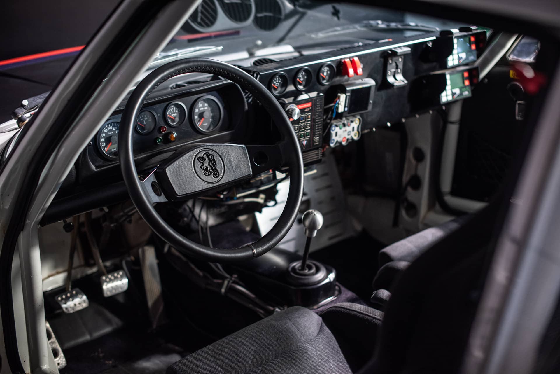 Peugeot 504 Coupé V6 « Raid » - Photo 20