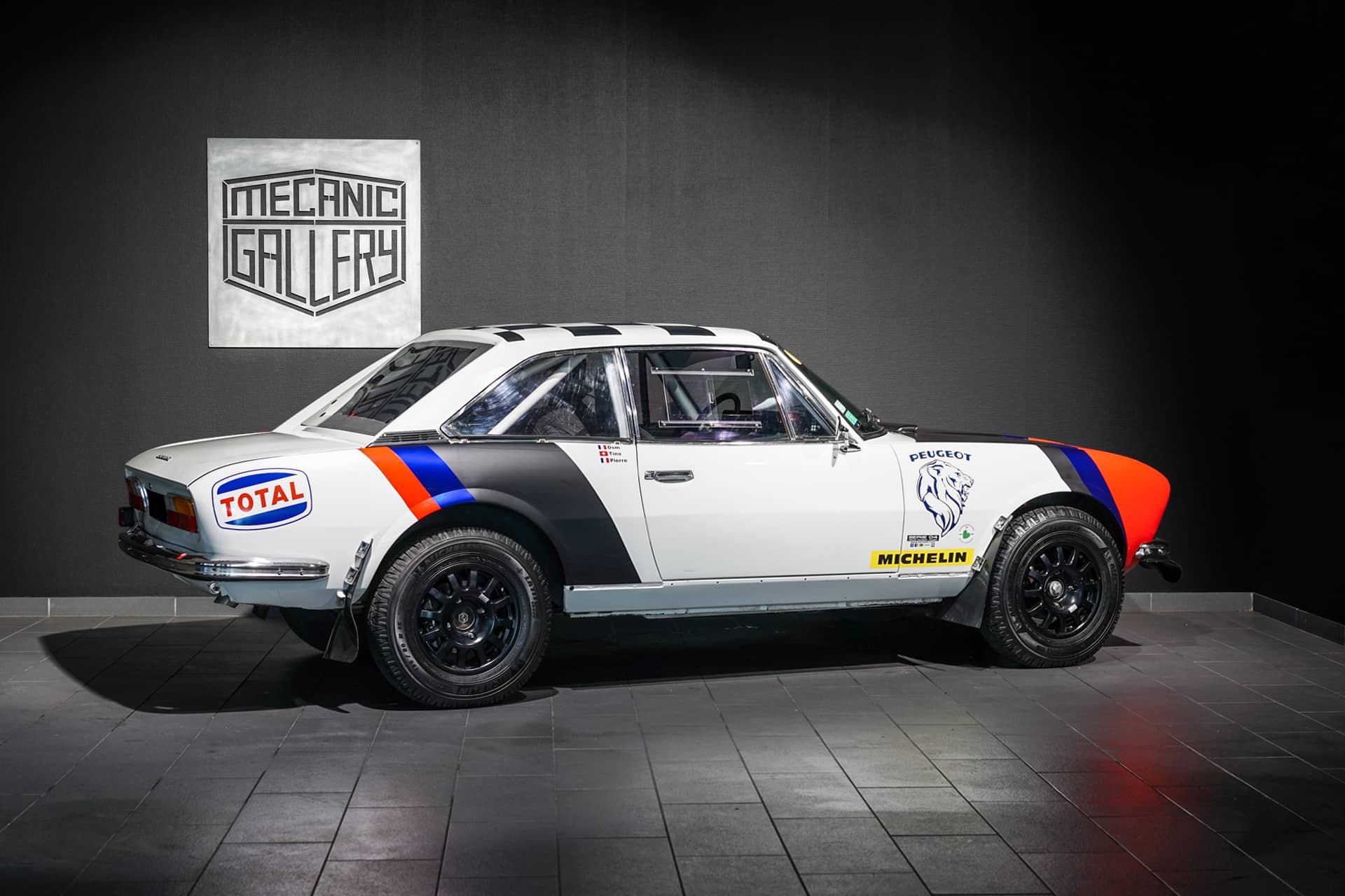 Peugeot 504 Coupé V6 « Raid » - Photo 4