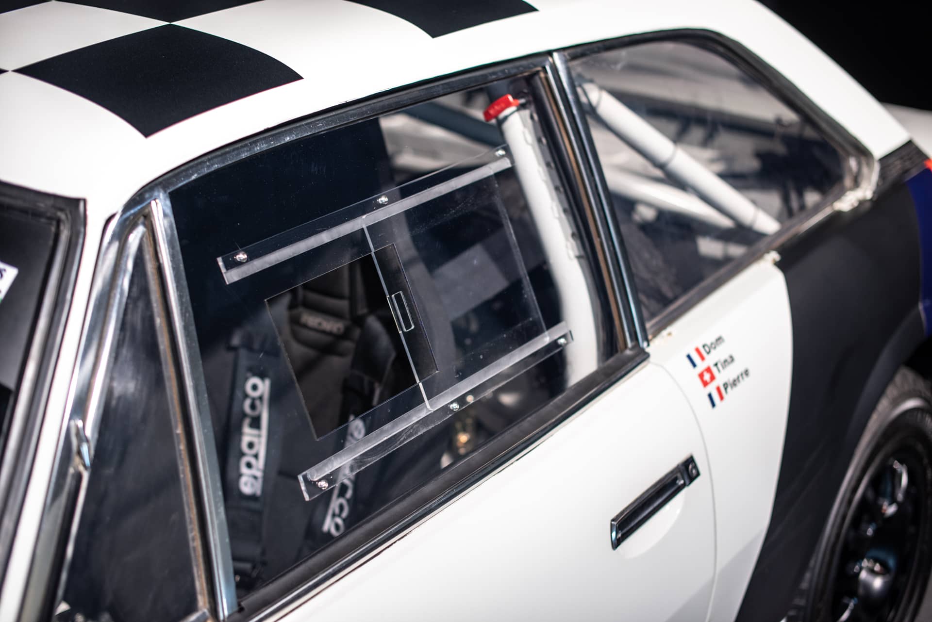 Peugeot 504 Coupé V6 « Raid » - Photo 9