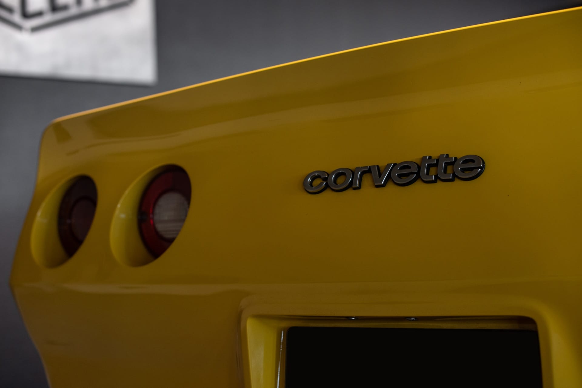 Chevrolet Corvette C3 Coupé L48 - Photo 18