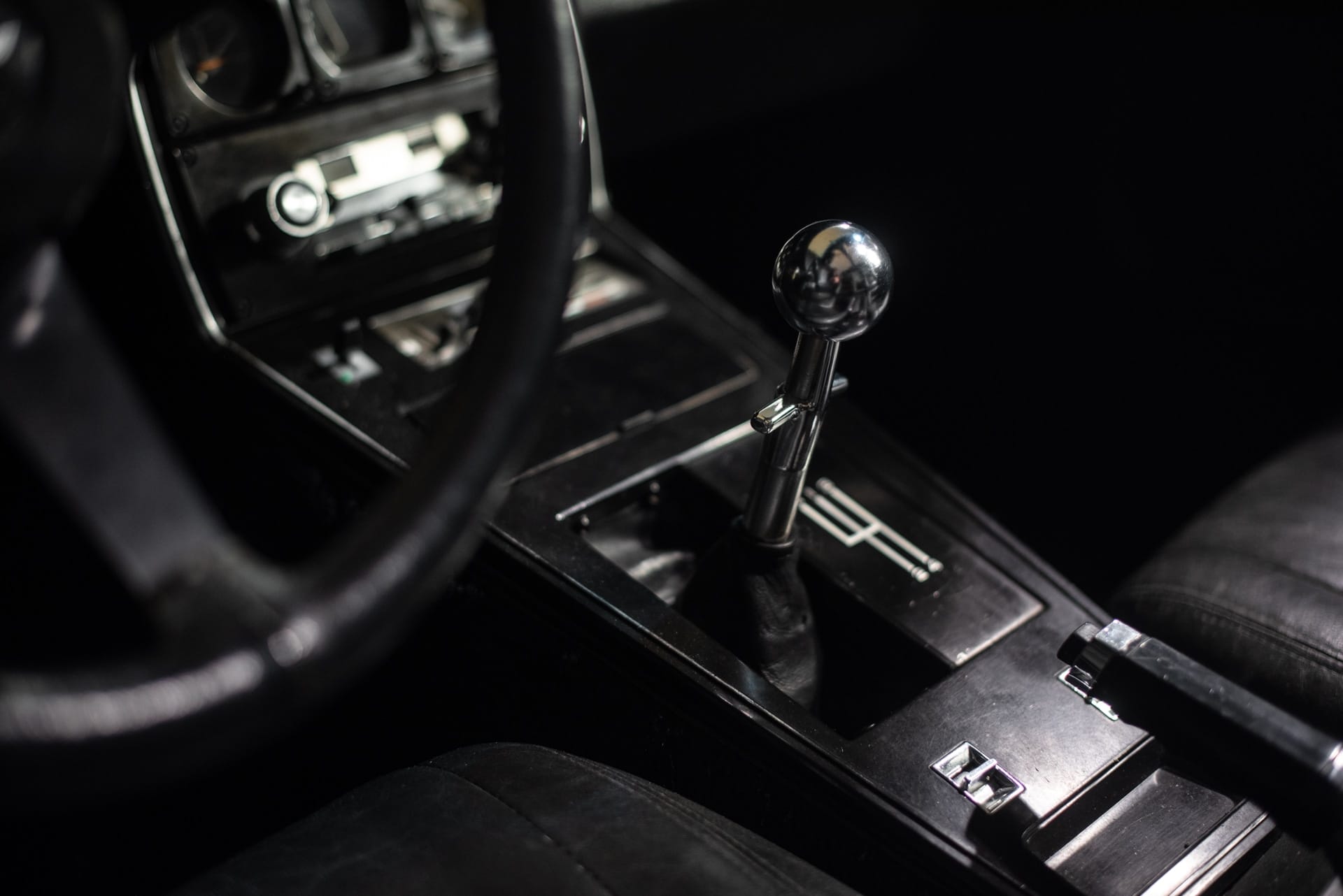 Chevrolet Corvette C3 Coupé L48 - Photo 24