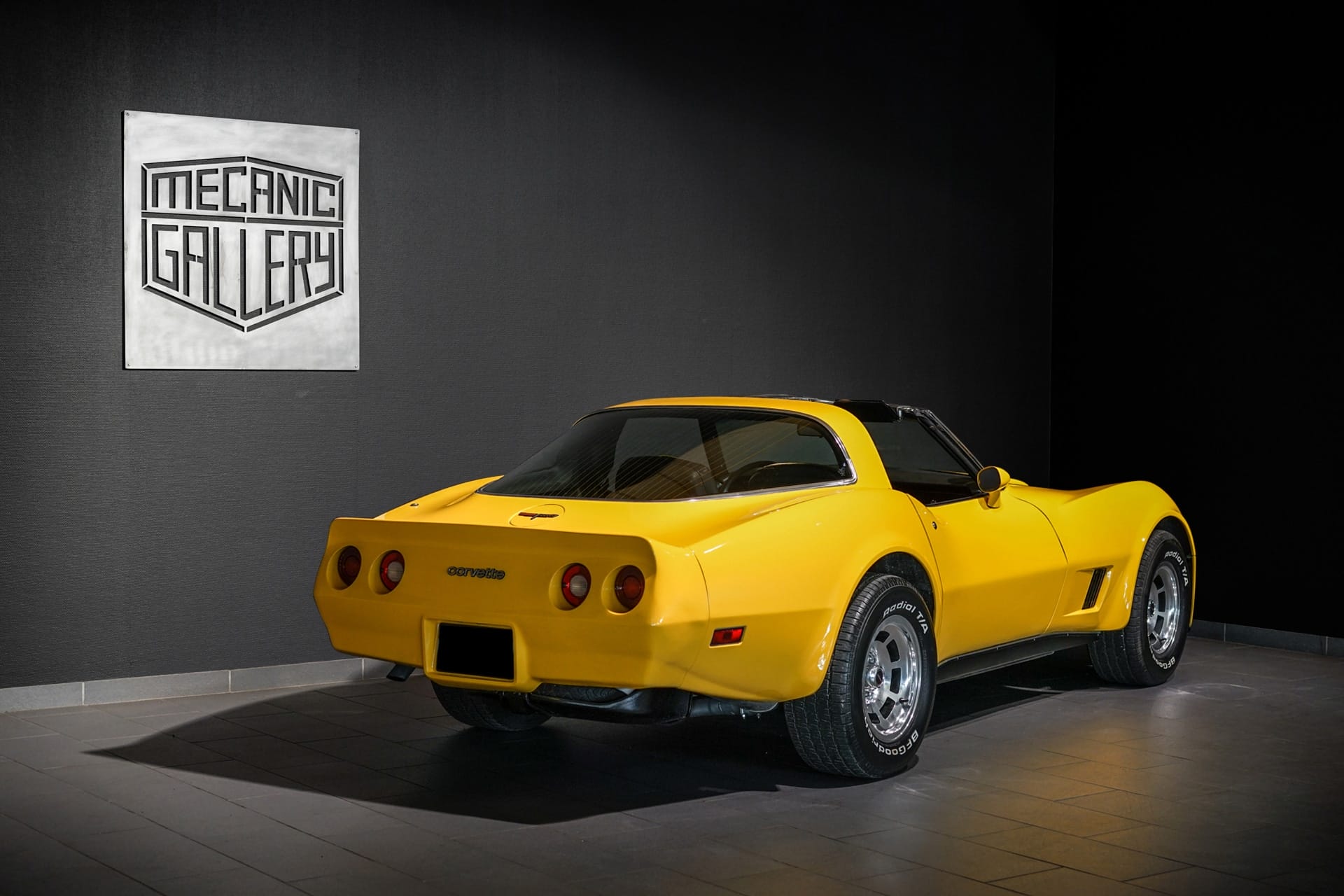 Chevrolet Corvette C3 Coupé L48 - Photo 3