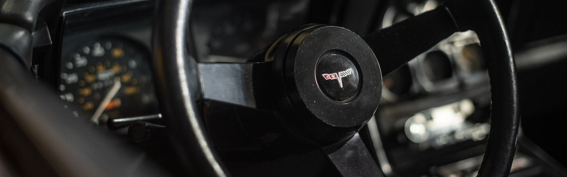 Chevrolet Corvette C3 Coupé L48 - Photo 34