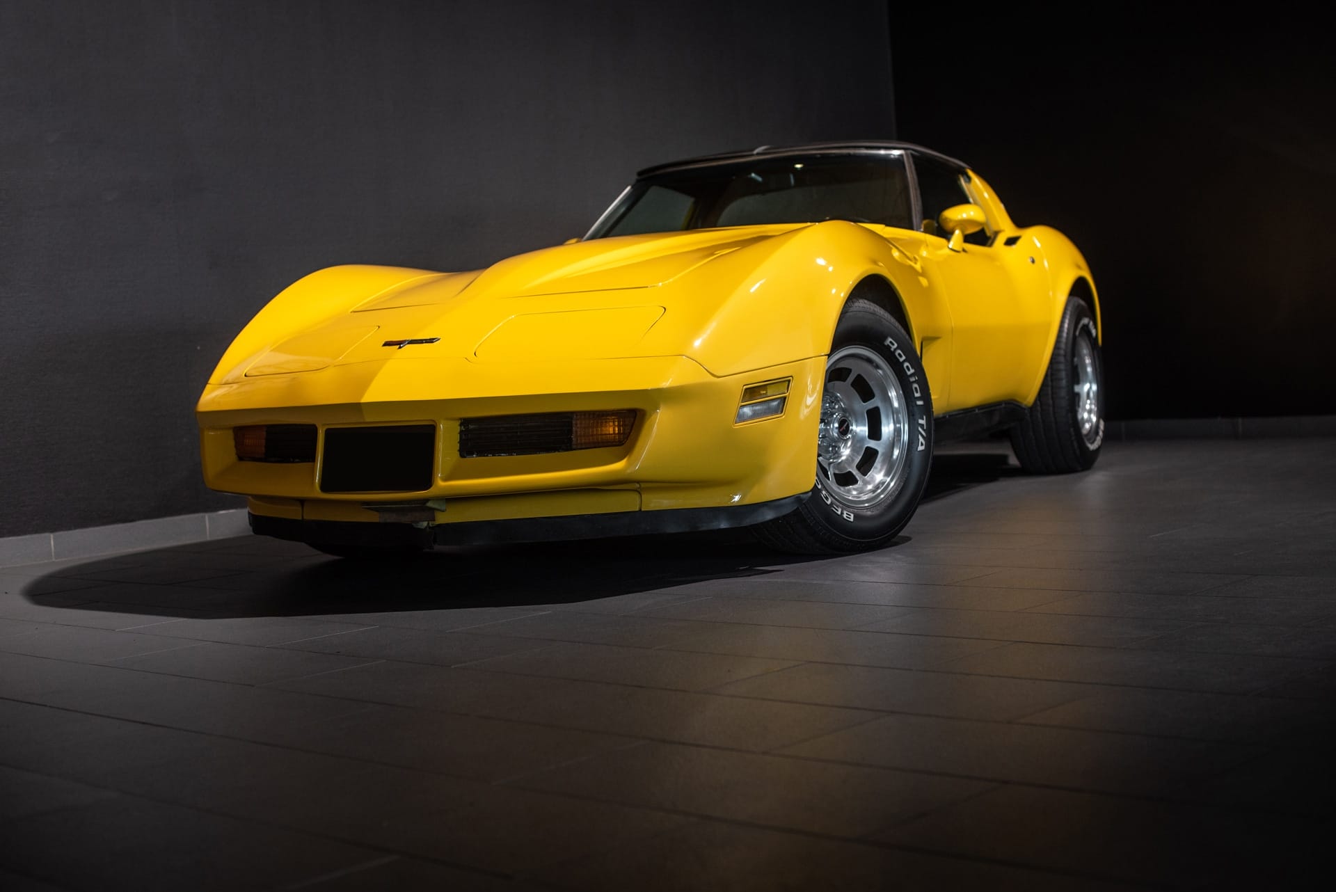 Chevrolet Corvette C3 Coupé L48 - Photo 5