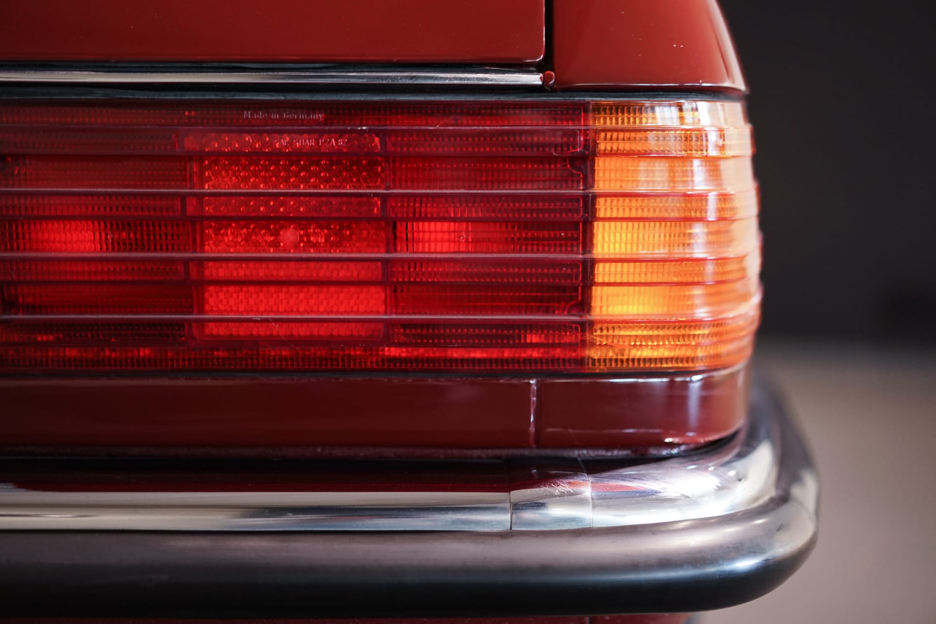 Mercedes-Benz 380 SL R107 - Photo 10