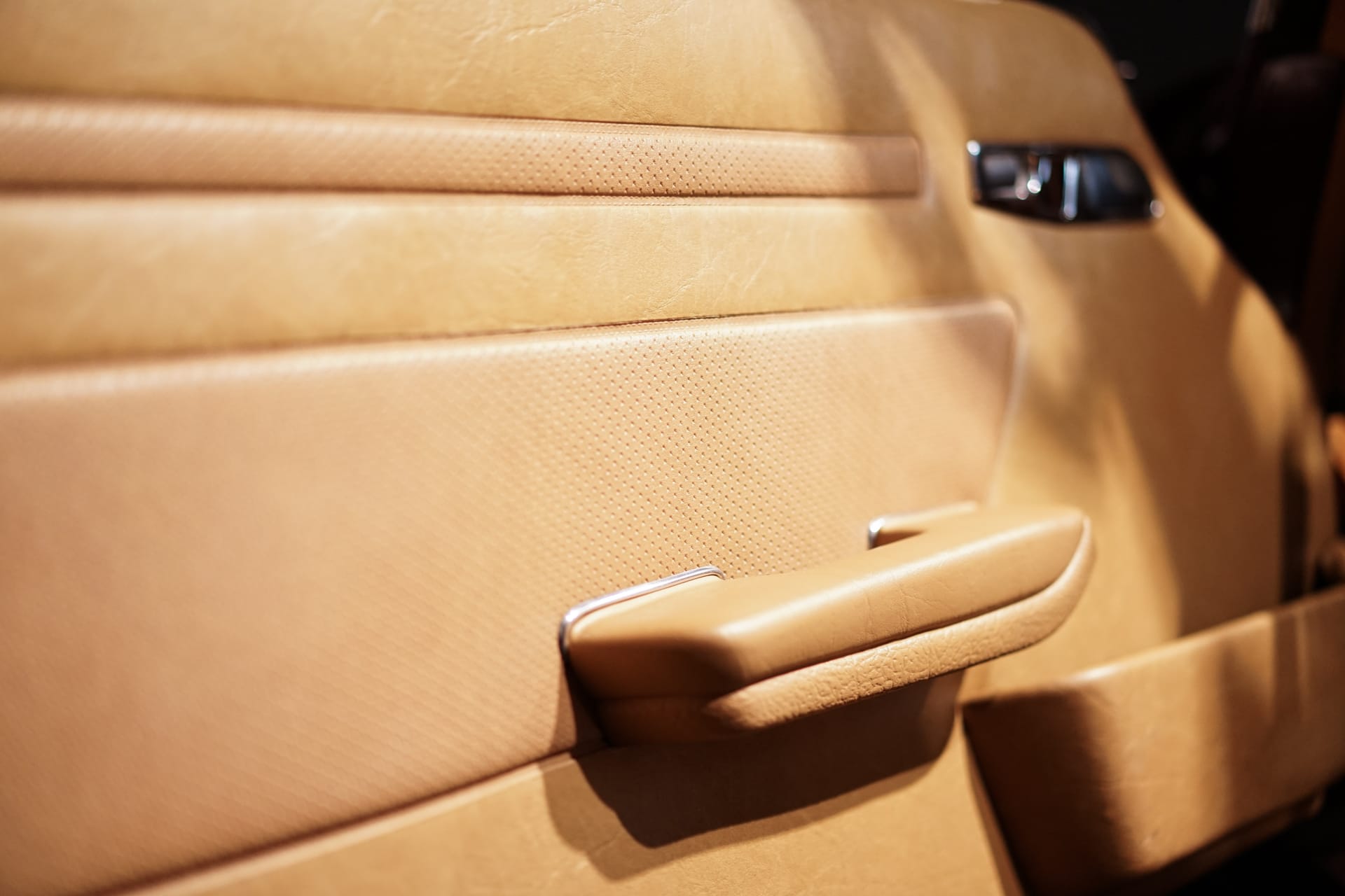 Mercedes-Benz 380 SL R107 - Photo 22