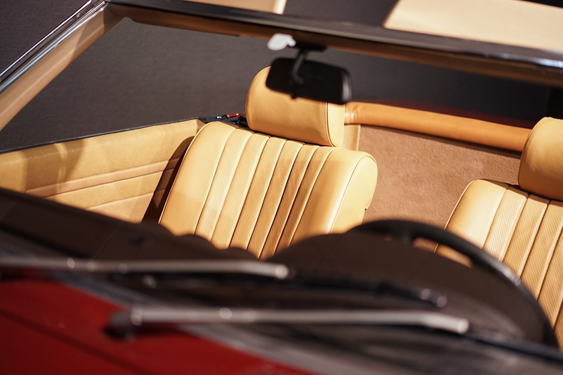 Mercedes-Benz 380 SL R107 - Photo 25