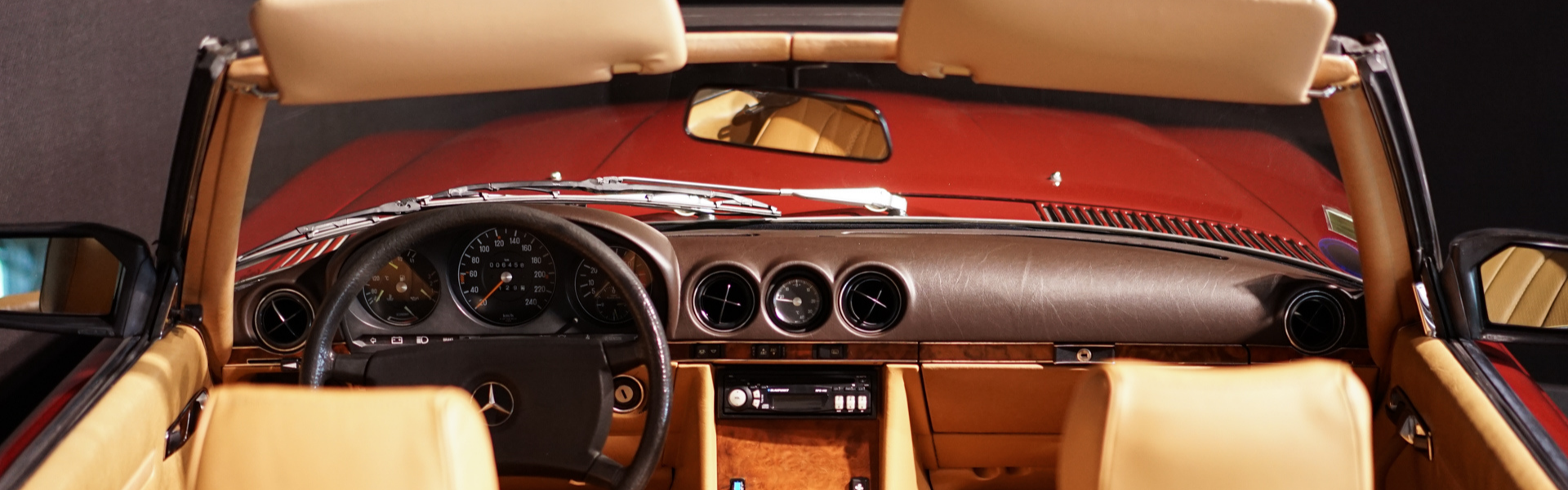 Mercedes-Benz 380 SL R107 - Photo 35