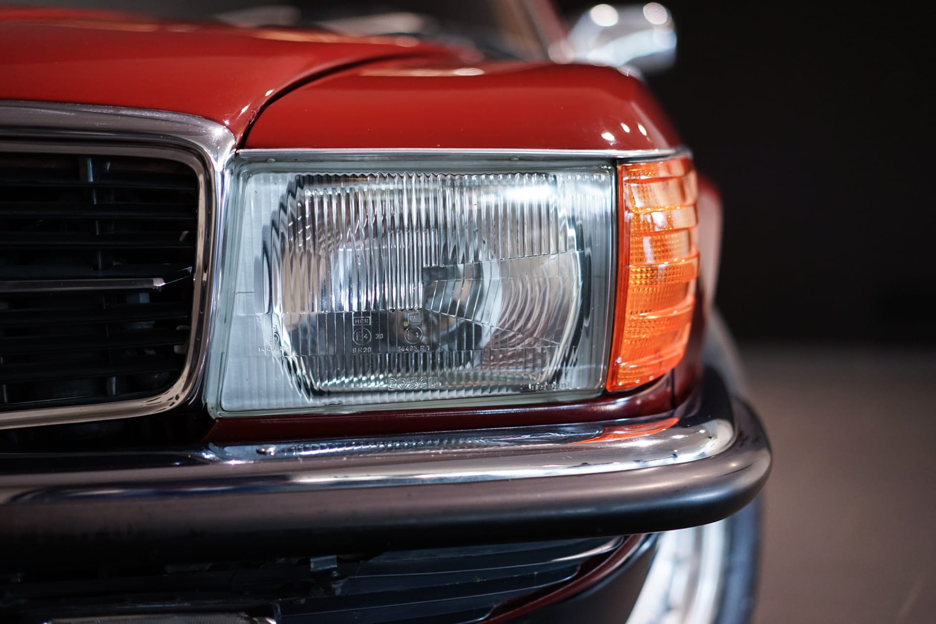 Mercedes-Benz 380 SL R107 - Photo 9