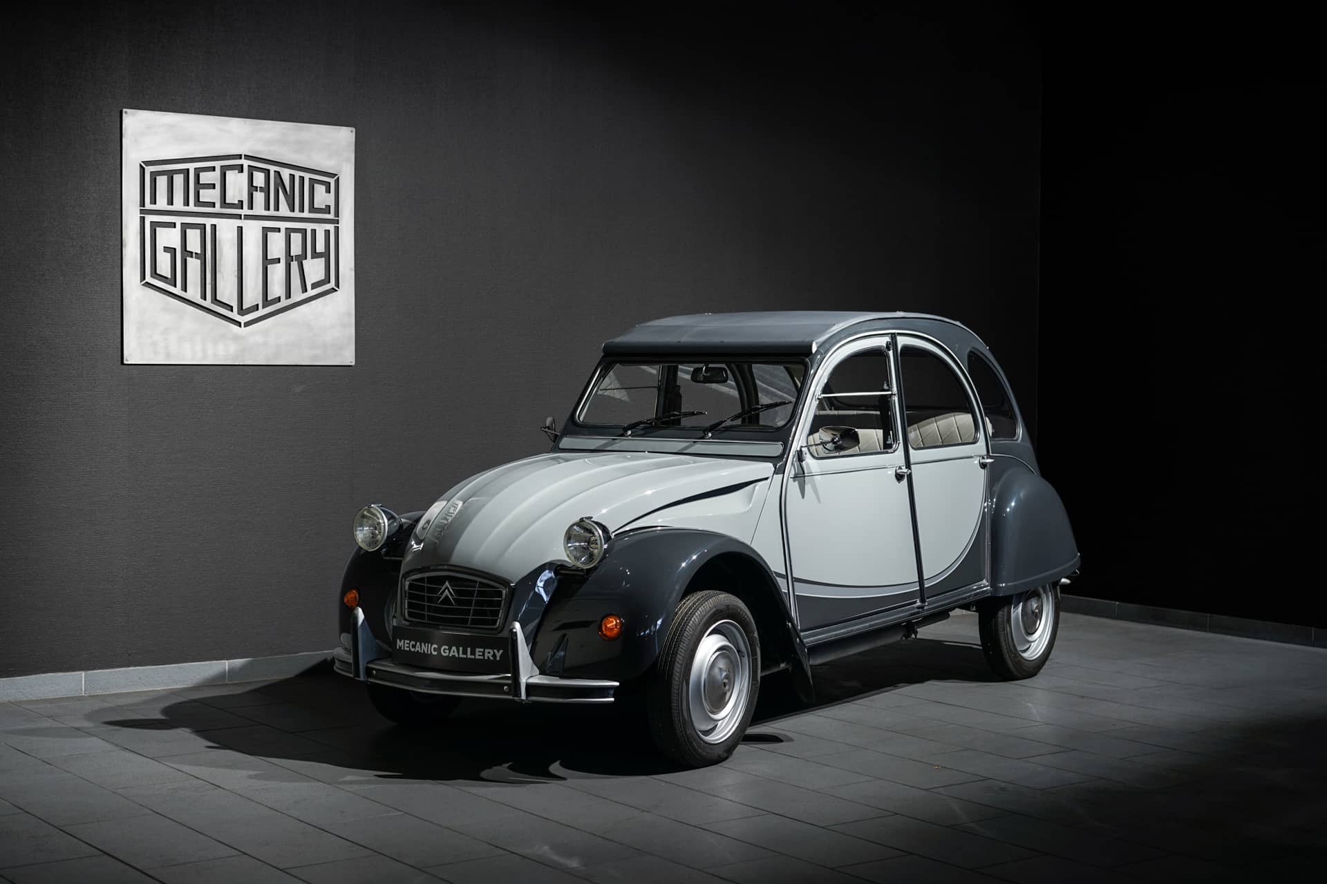 Citroën 2CV6 Charleston - Photo 2