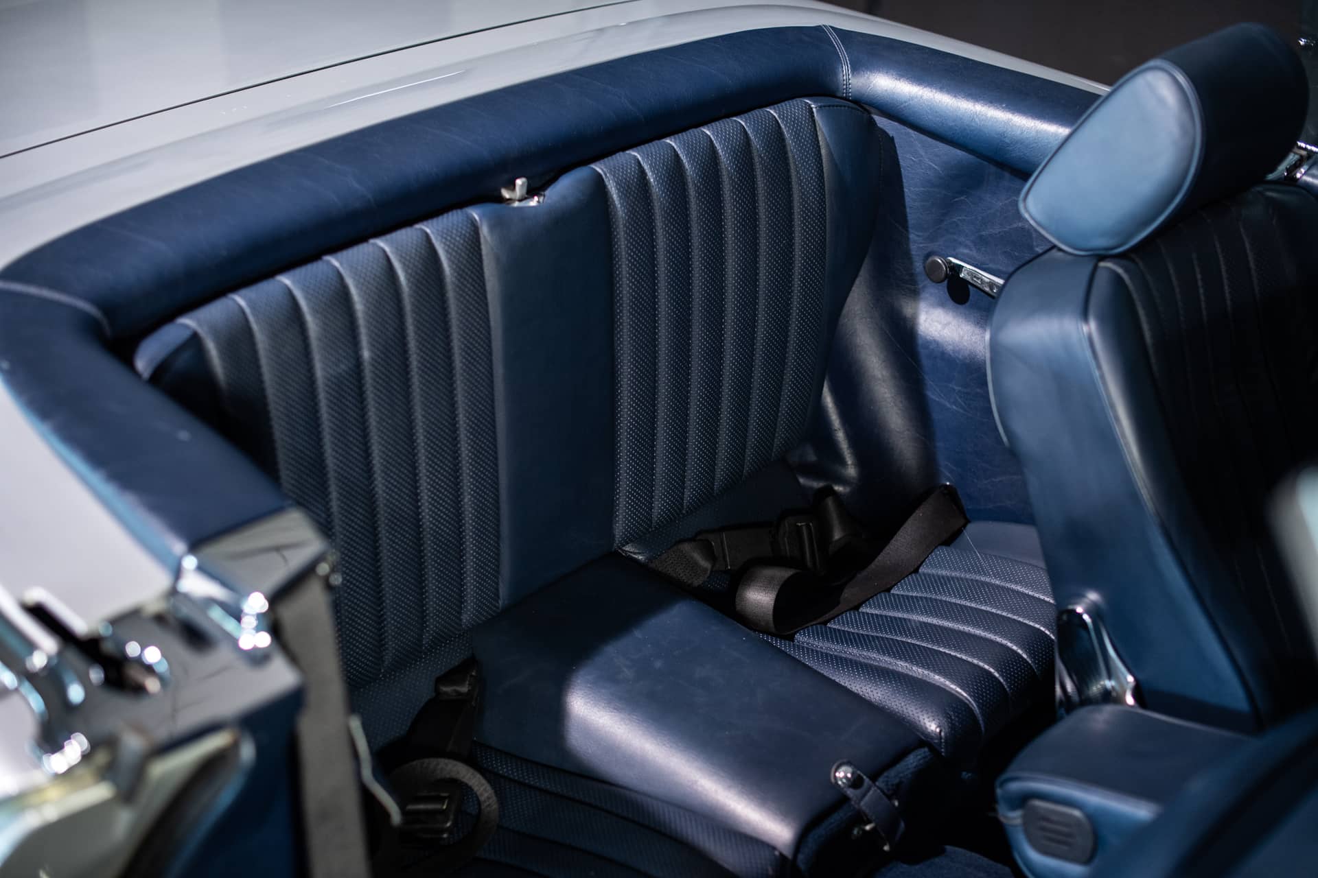 Mercedes 420 SL R107 - Photo 18