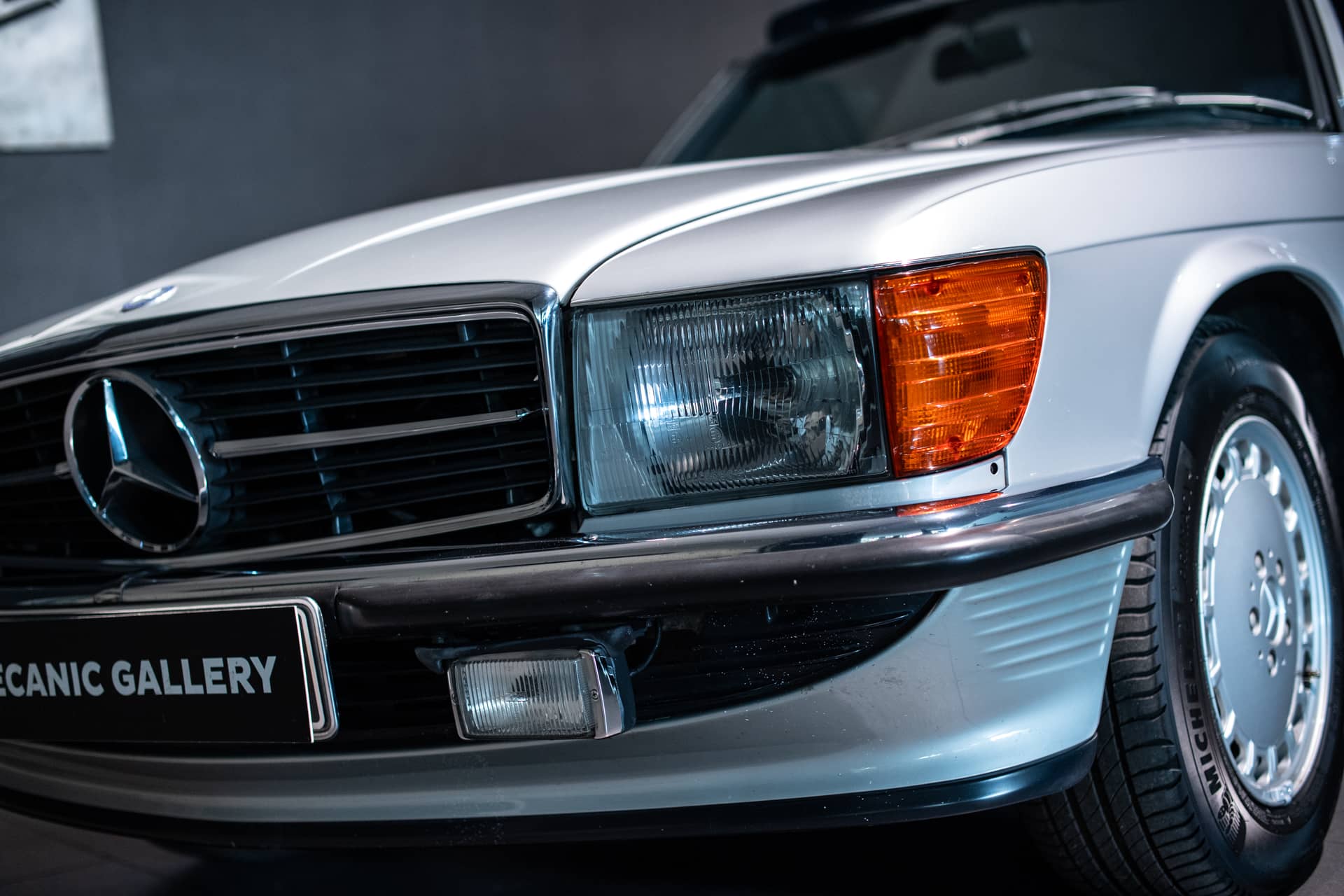 Mercedes 420 SL R107 - Photo 25