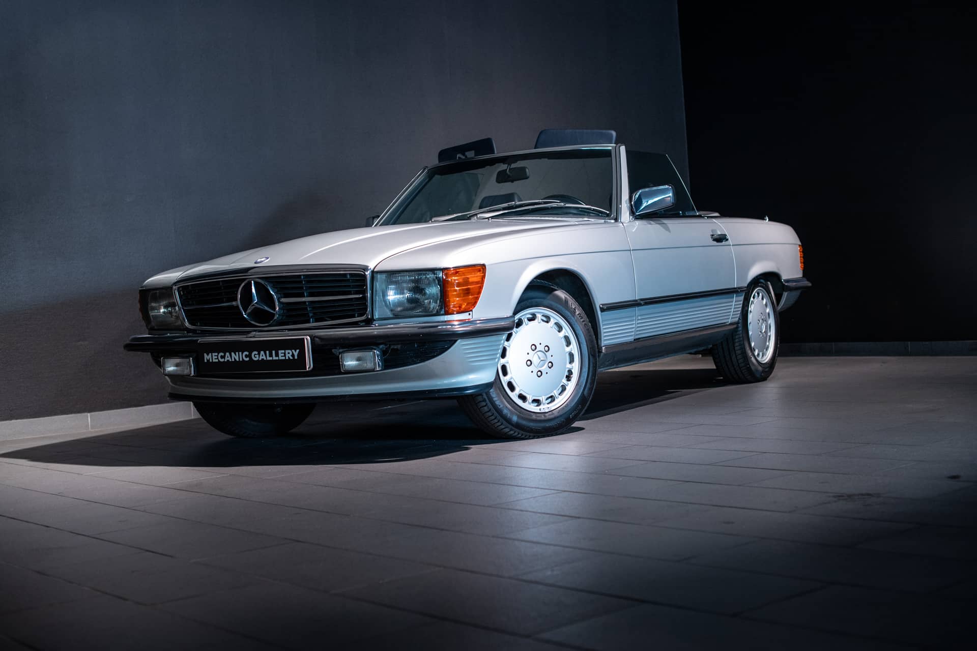 Mercedes 420 SL R107 - Photo 5