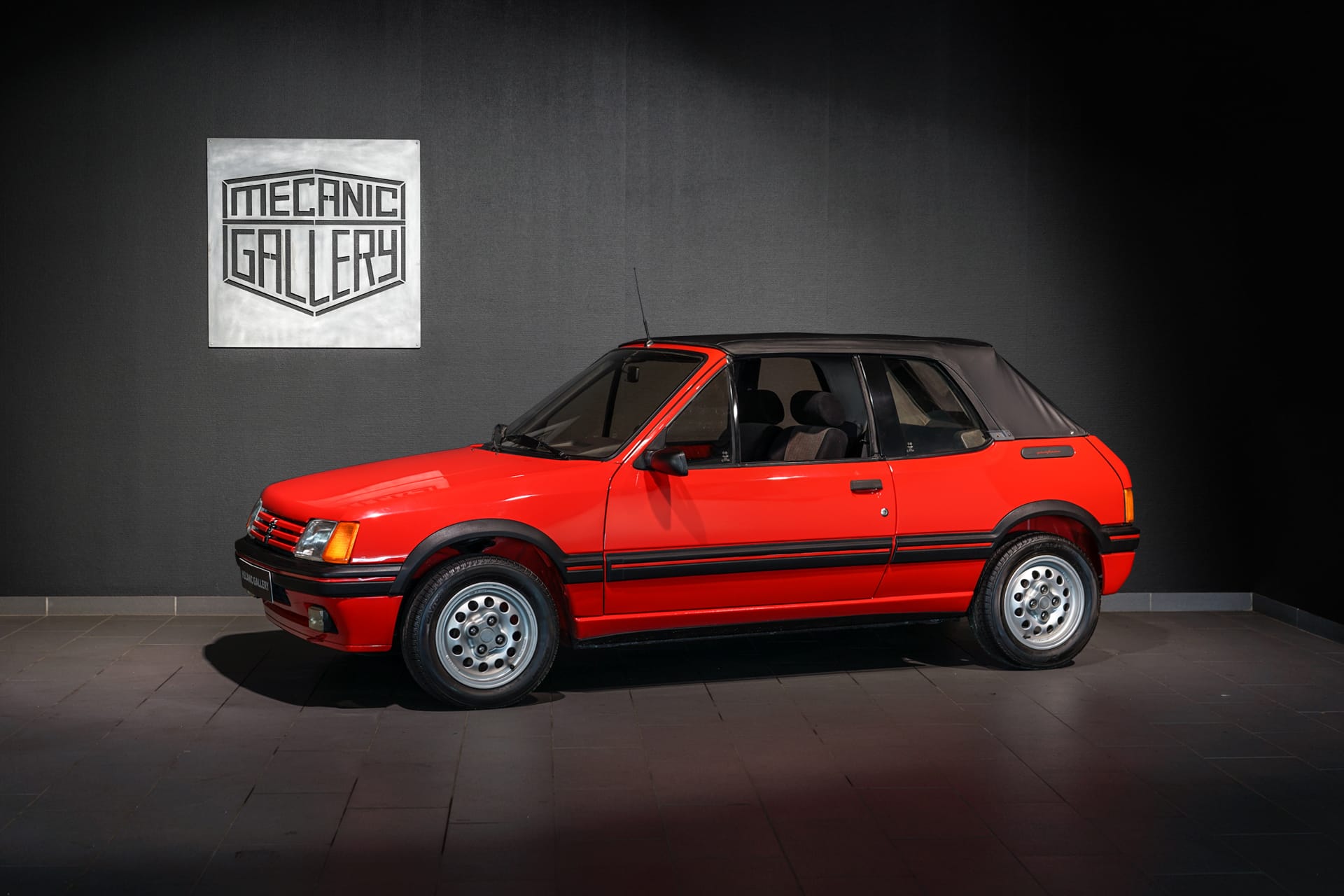 Peugeot 205 CTI - Photo 1