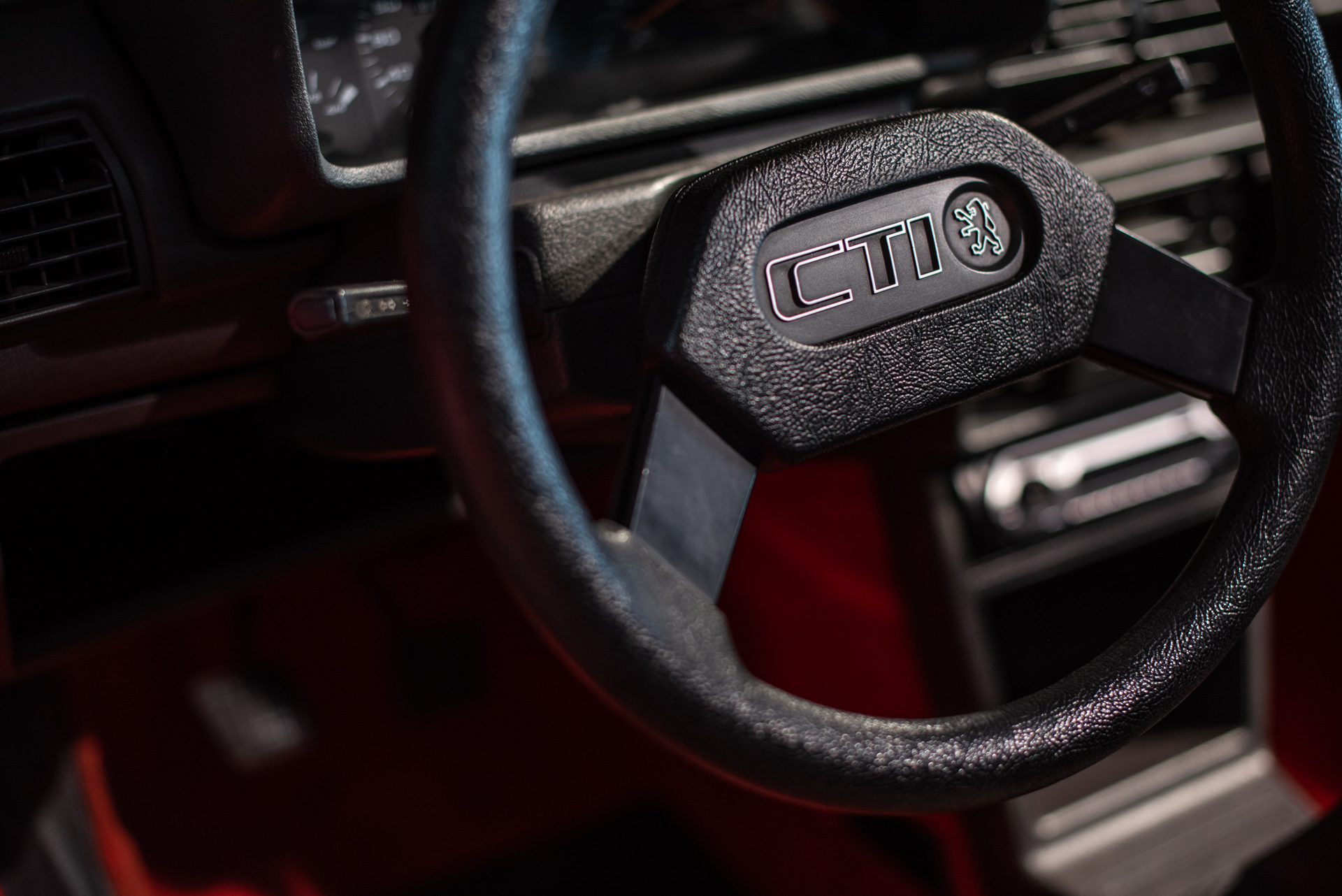 Peugeot 205 CTI - Photo 29