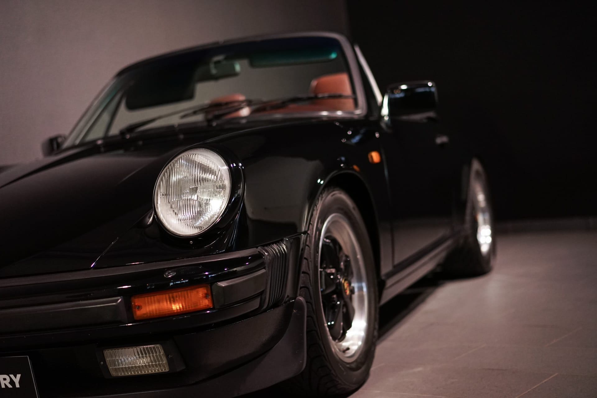 Porsche 911 Carrera 3.2 Cabriolet - Photo 16