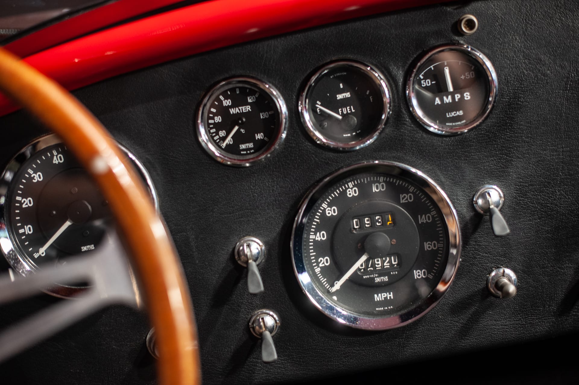 Cobra 427 Contemporary Classic - Photo 29